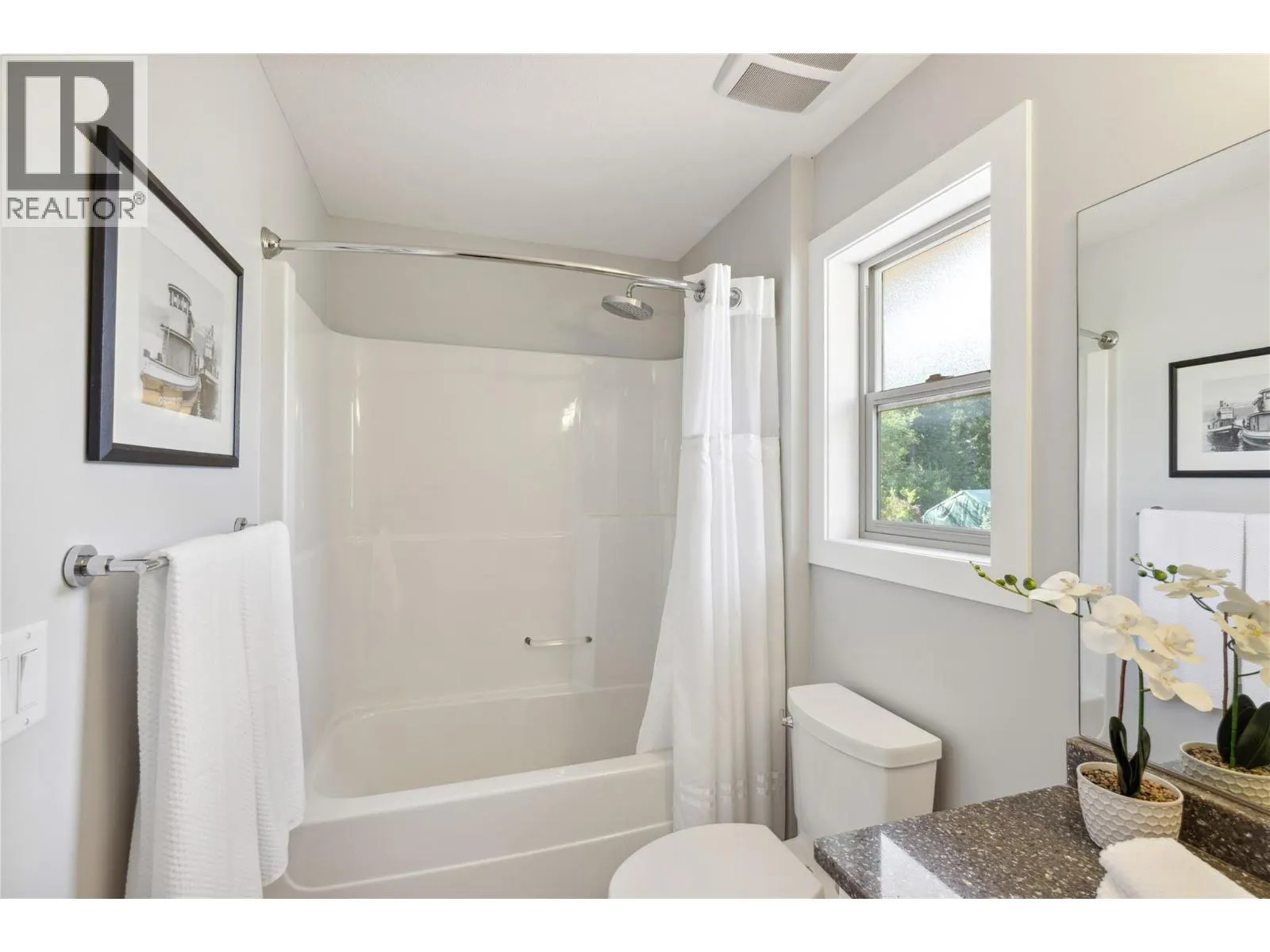 5575 Highway 6 Highway