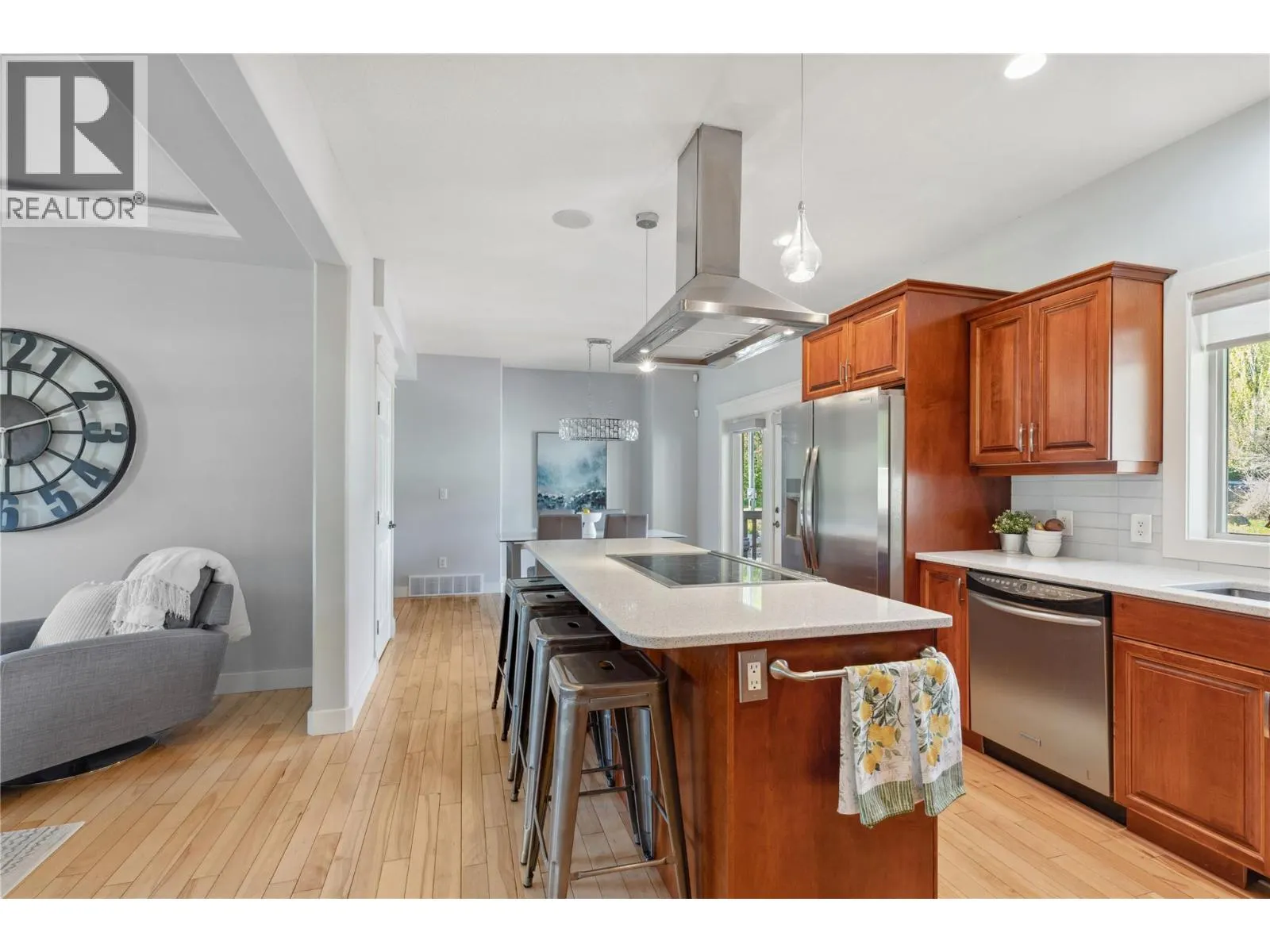 5575 Highway 6 Highway