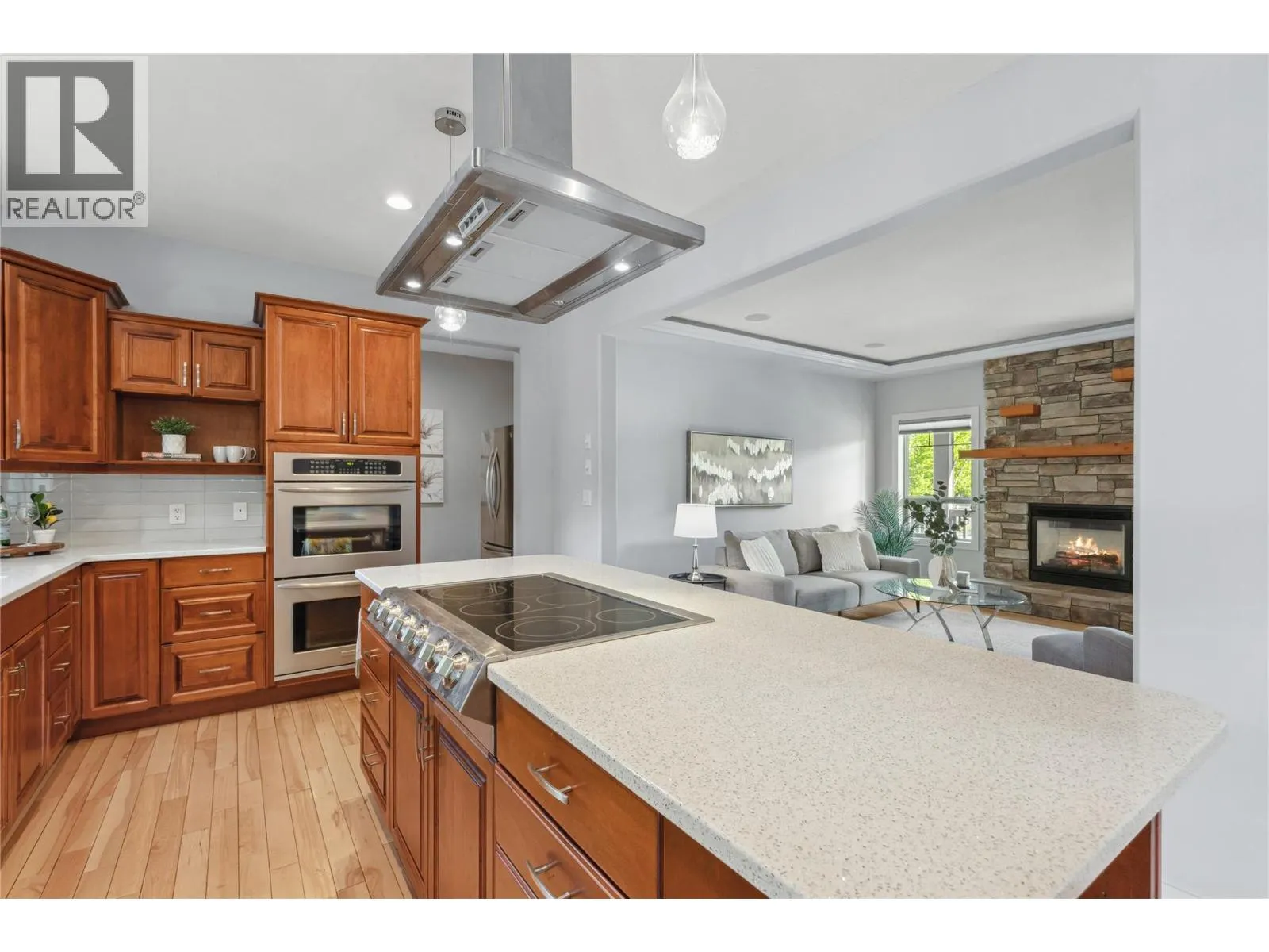 5575 Highway 6 Highway