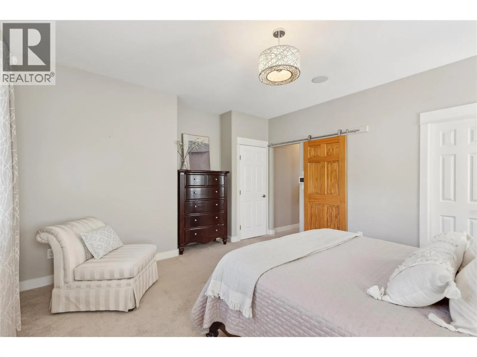 5575 Highway 6 Highway