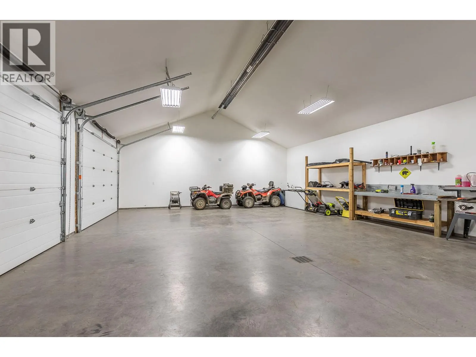 5575 Highway 6 Highway