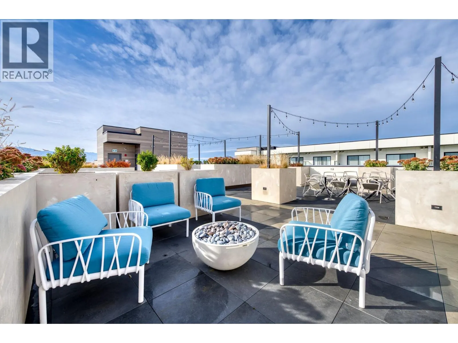 1274 Devonshire Avenue Unit# 306