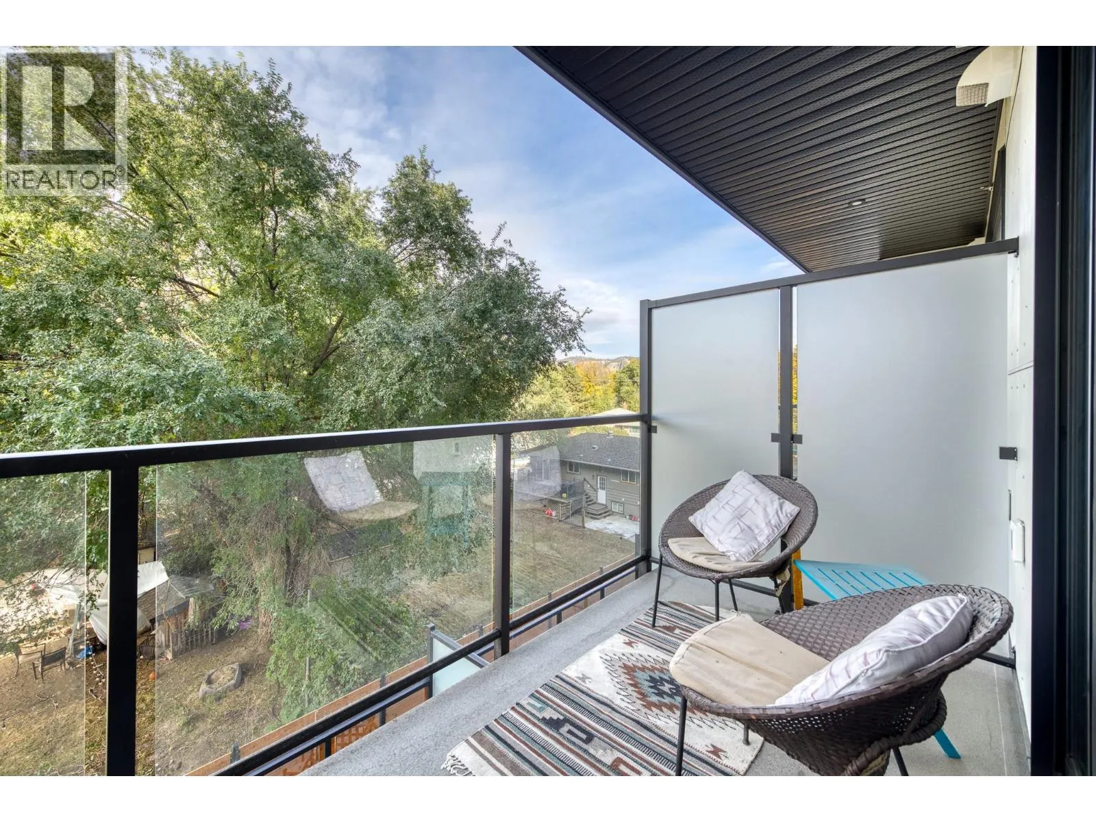 1274 Devonshire Avenue Unit# 306