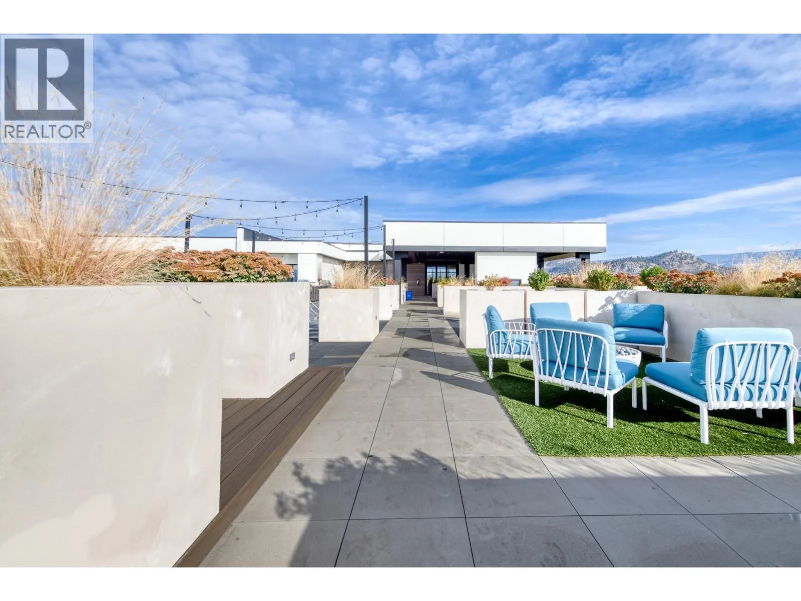 1274 Devonshire Avenue Unit# 306