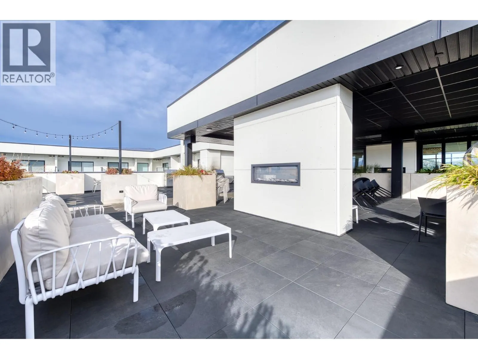 1274 Devonshire Avenue Unit# 306