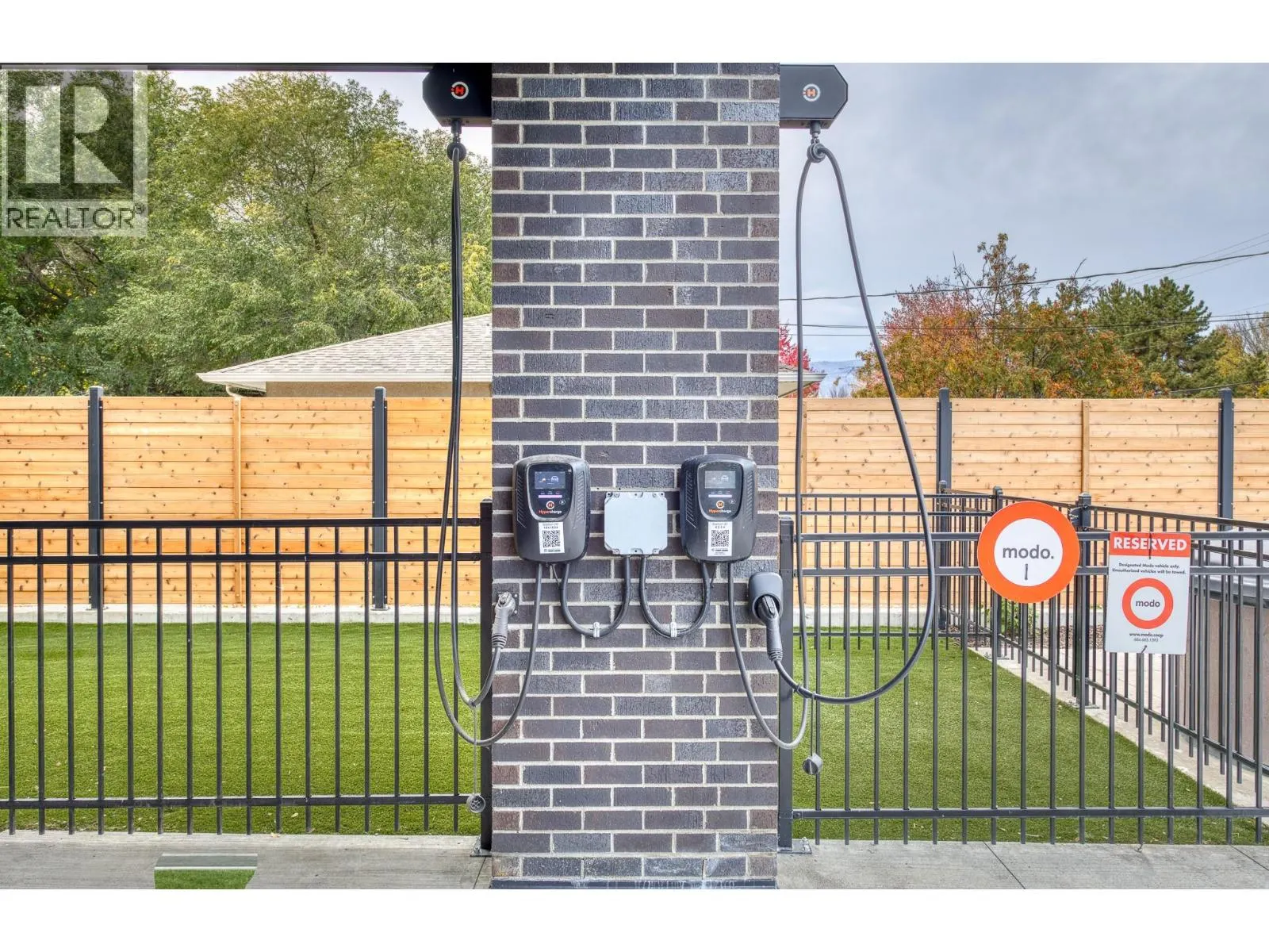 1274 Devonshire Avenue Unit# 306