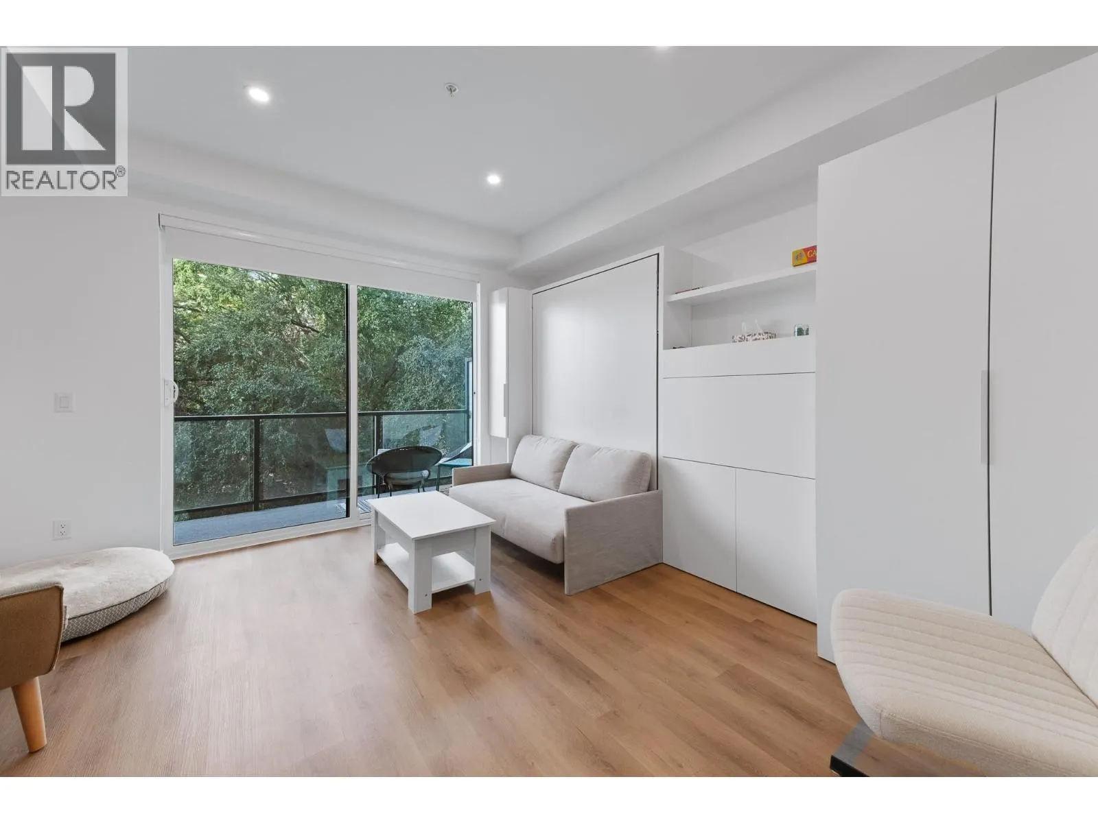 1274 Devonshire Avenue Unit# 306