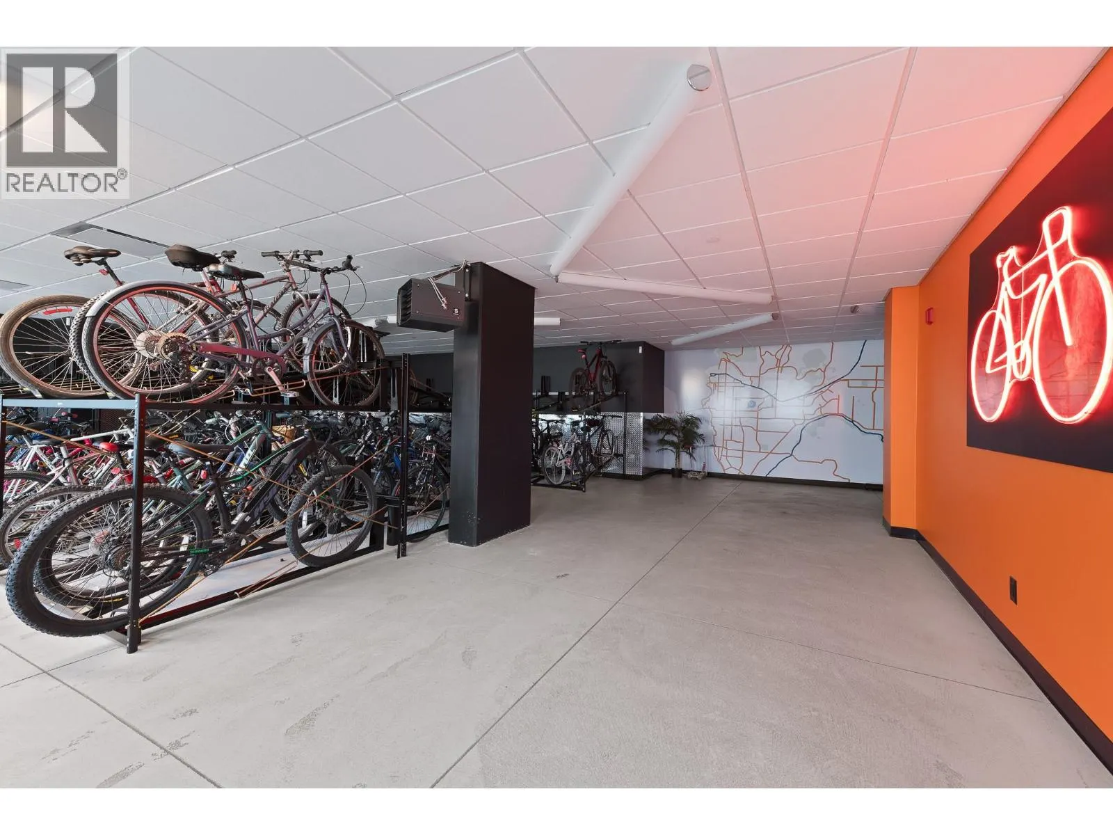 1274 Devonshire Avenue Unit# 306