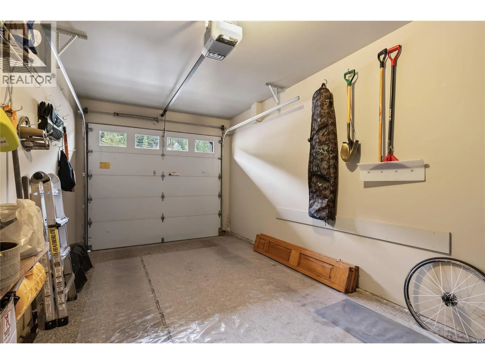 5925 Snow Pines Road Unit# 1