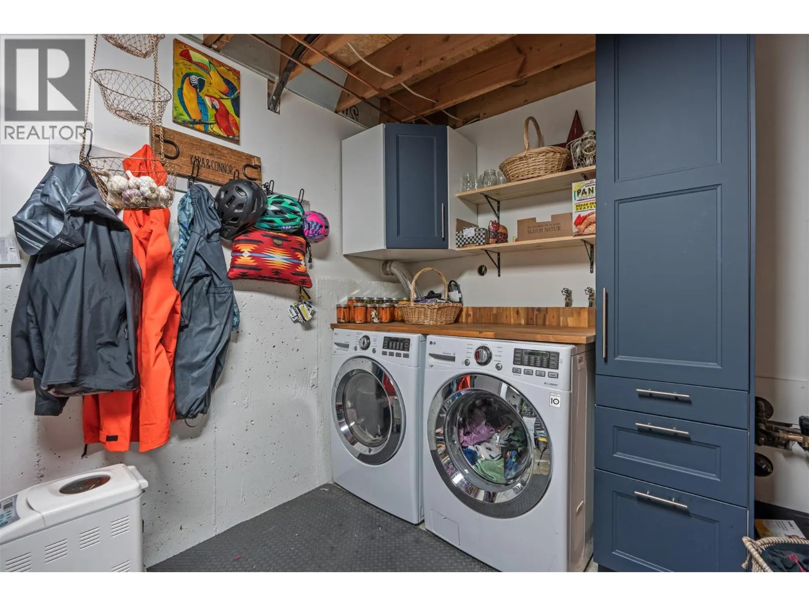 5628 South Vernon Drive