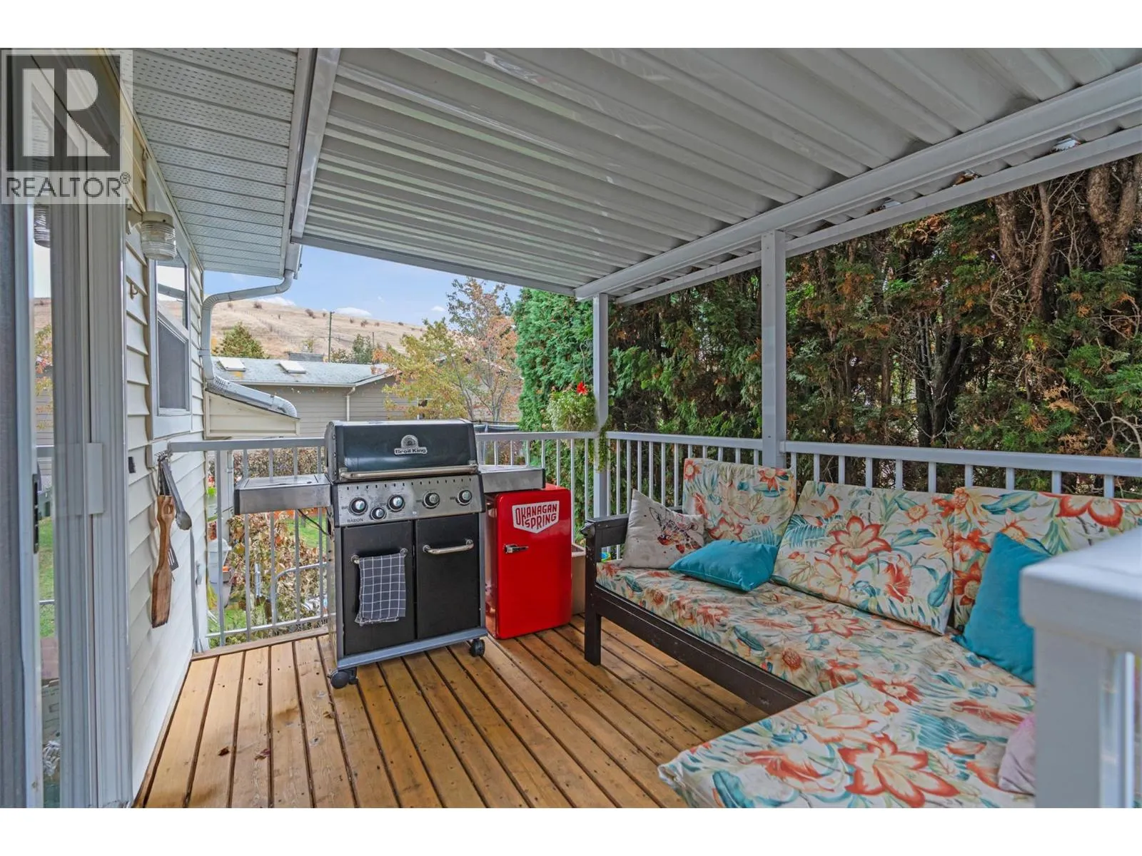 5628 South Vernon Drive