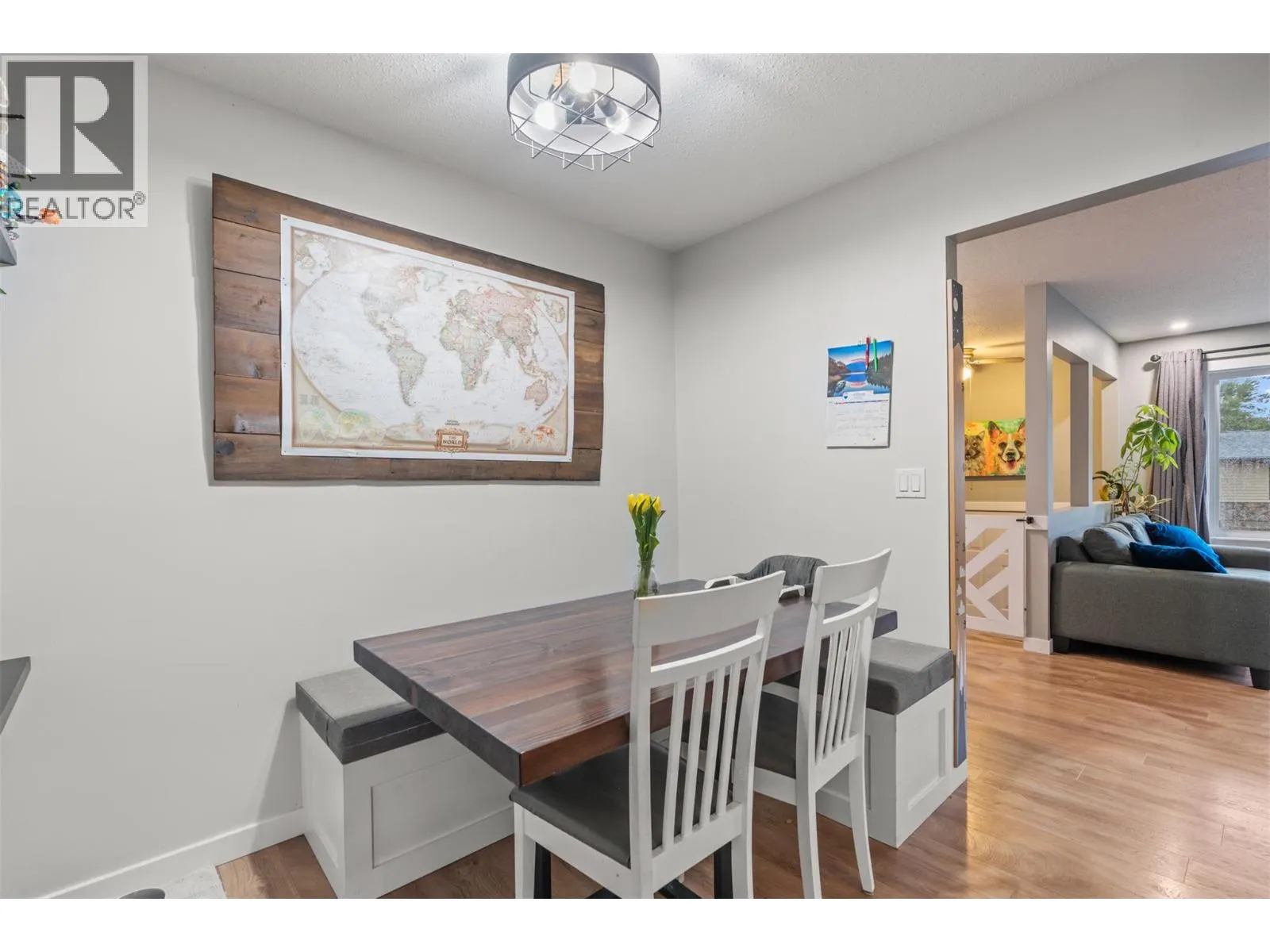 5628 South Vernon Drive