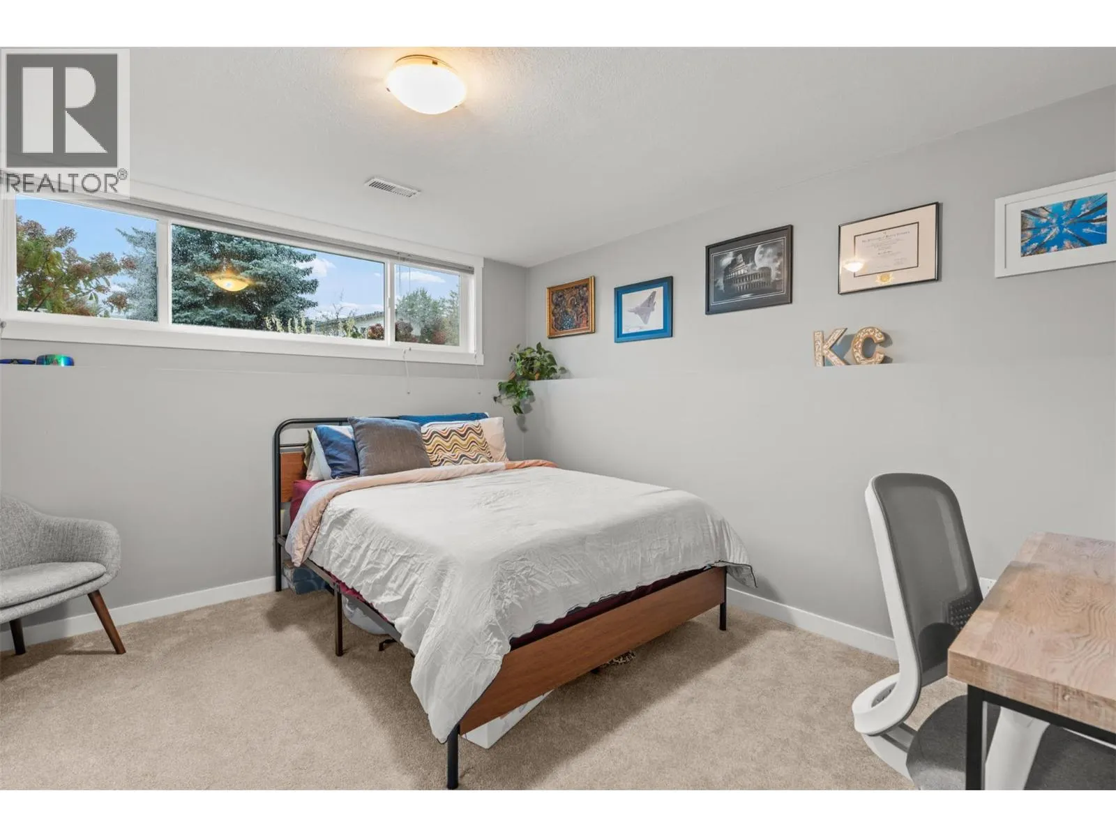 5628 South Vernon Drive