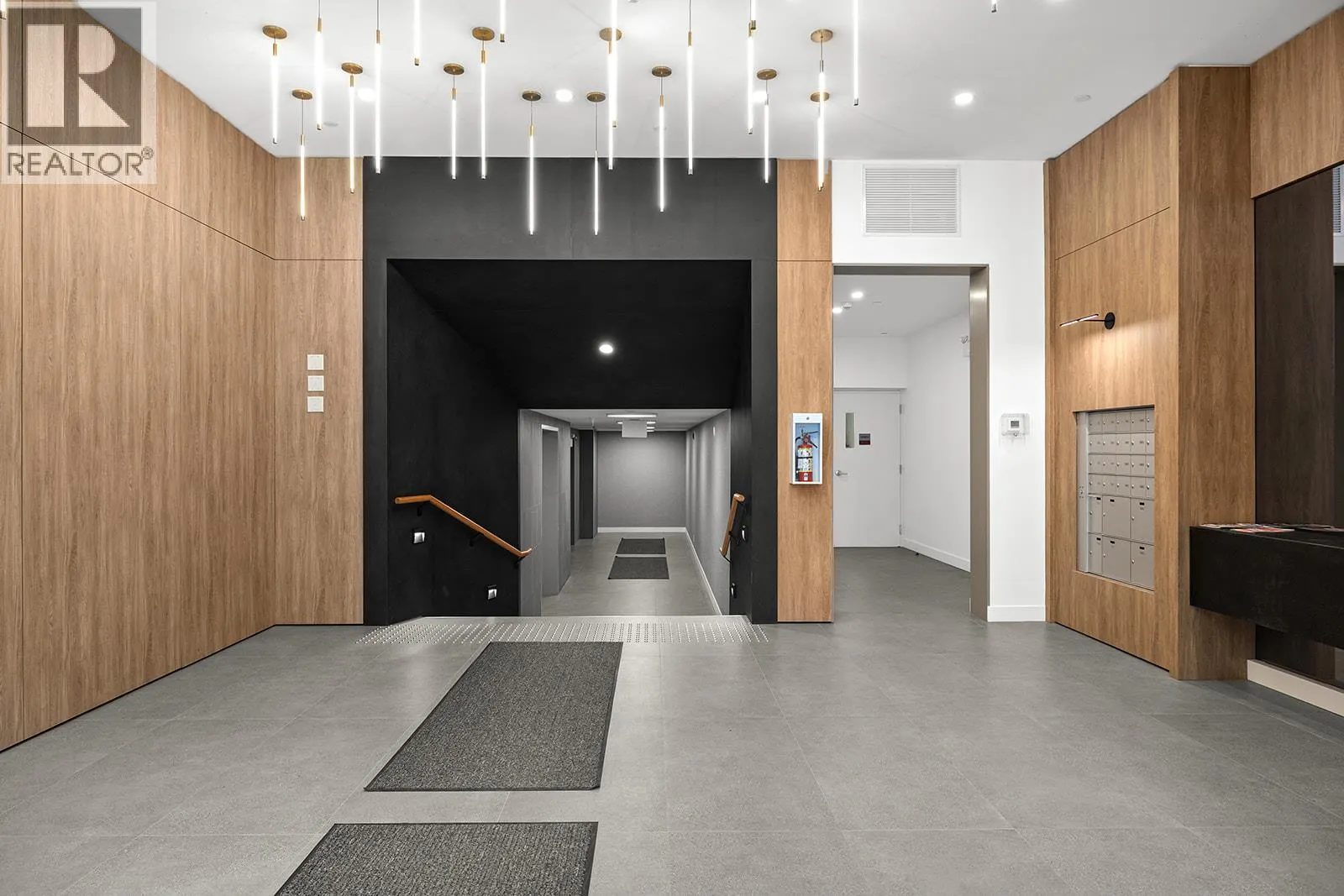 3409 Lakeshore Road Unit# 509