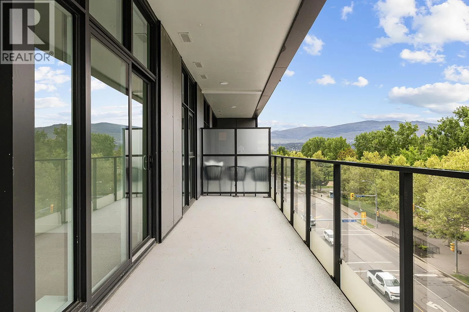 3409 Lakeshore Road Unit# 509