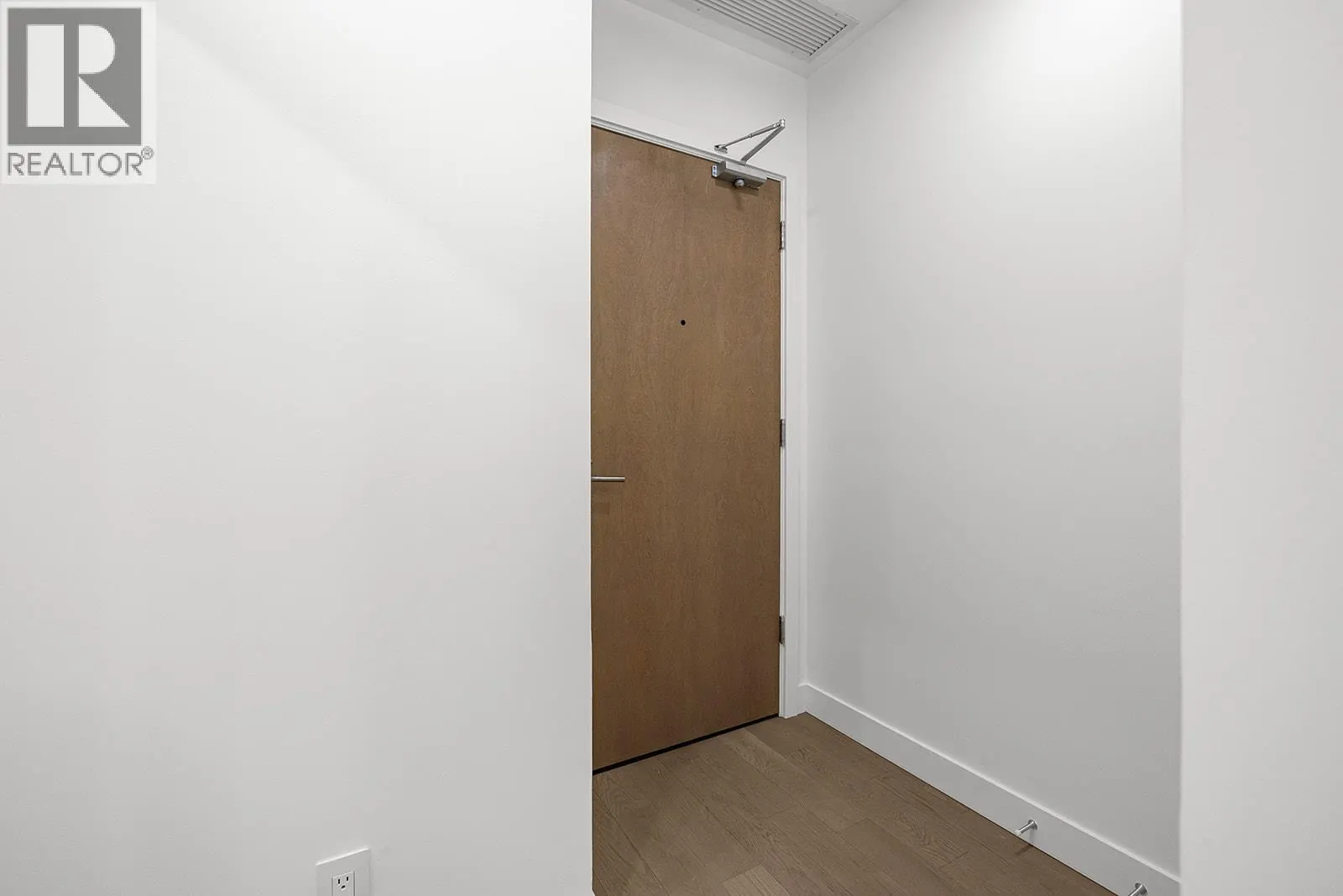 3409 Lakeshore Road Unit# 509