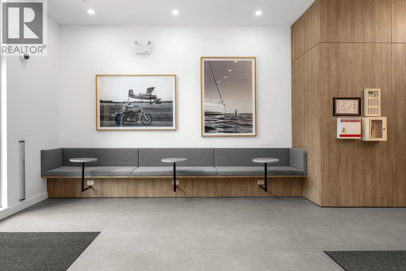 3409 Lakeshore Road Unit# 509