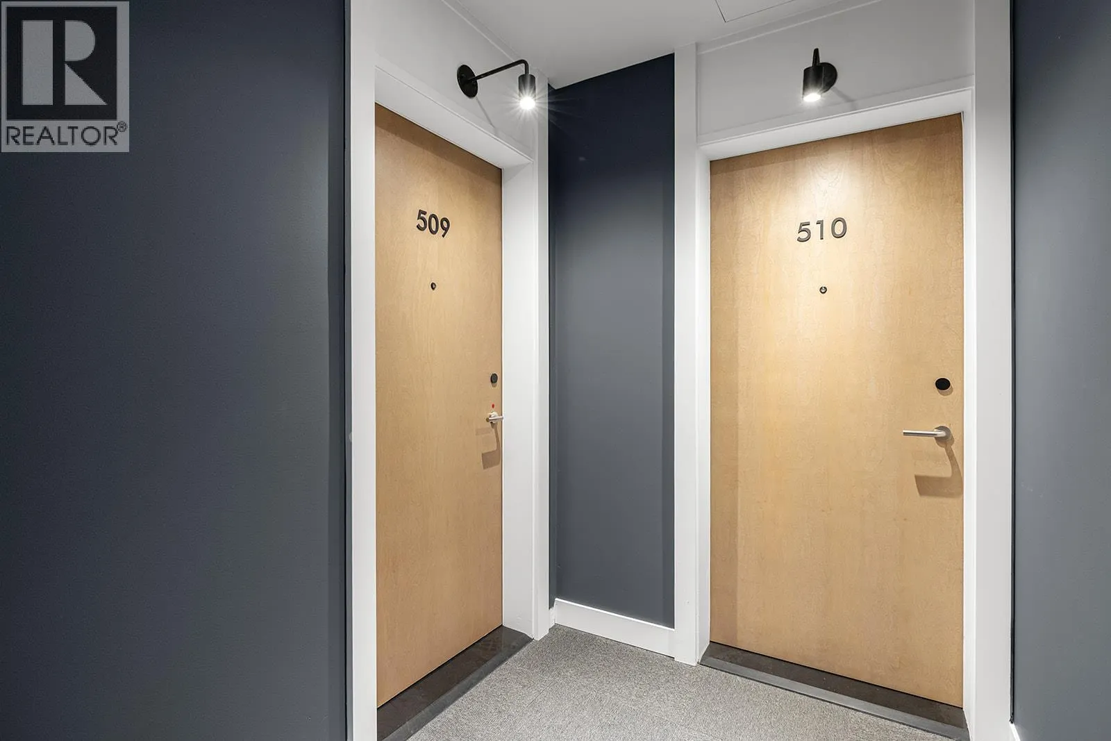 3409 Lakeshore Road Unit# 509