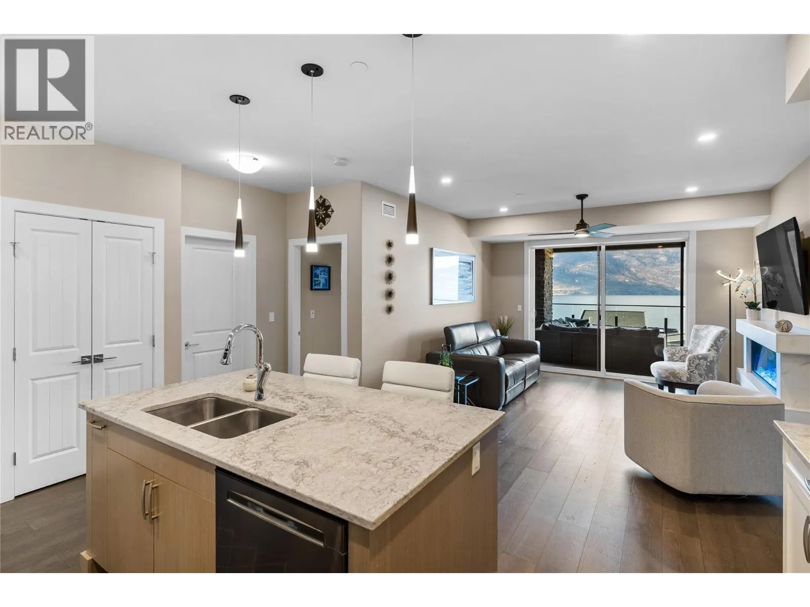 3475 Granite Close Unit# 104