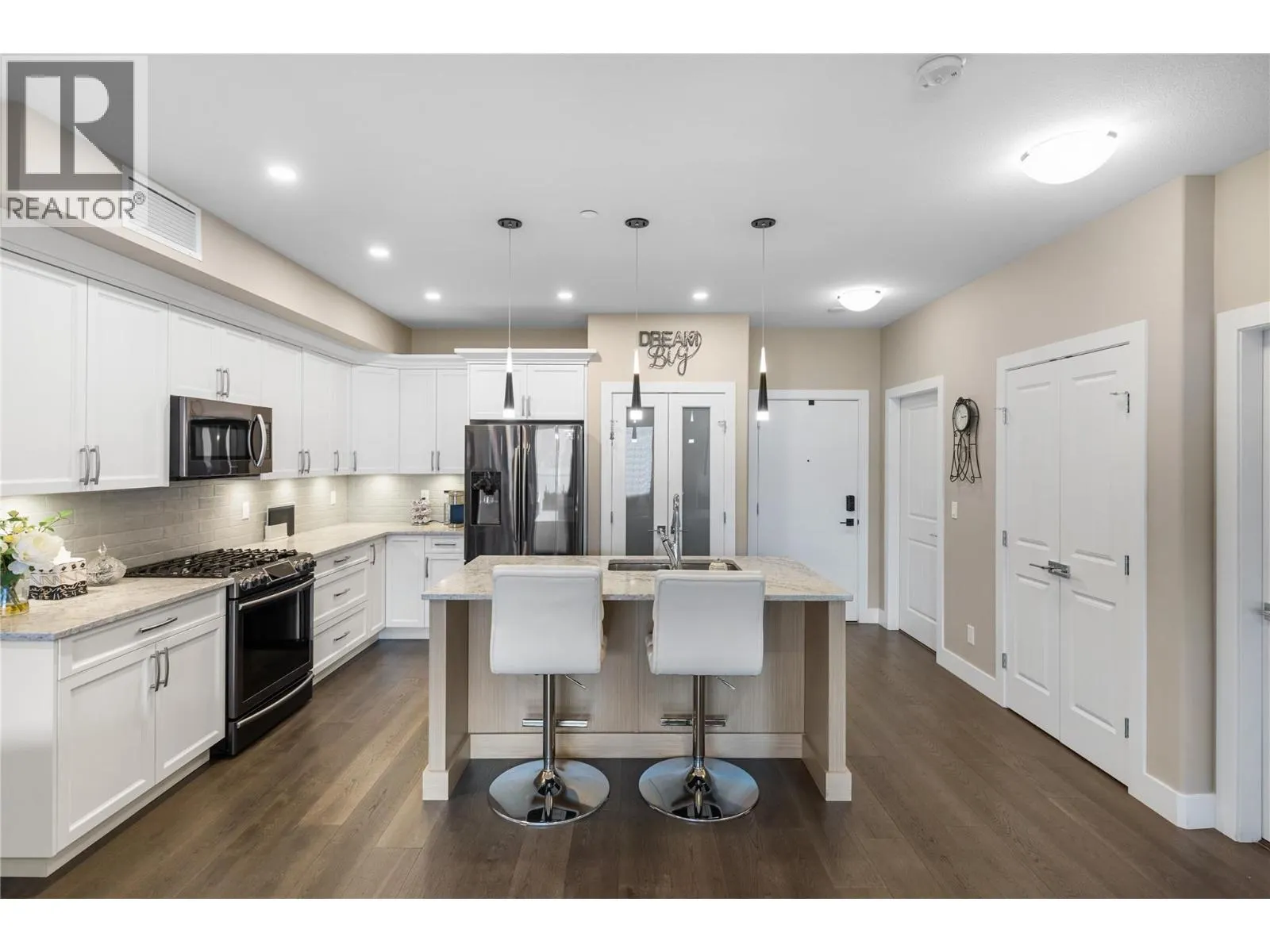 3475 Granite Close Unit# 104