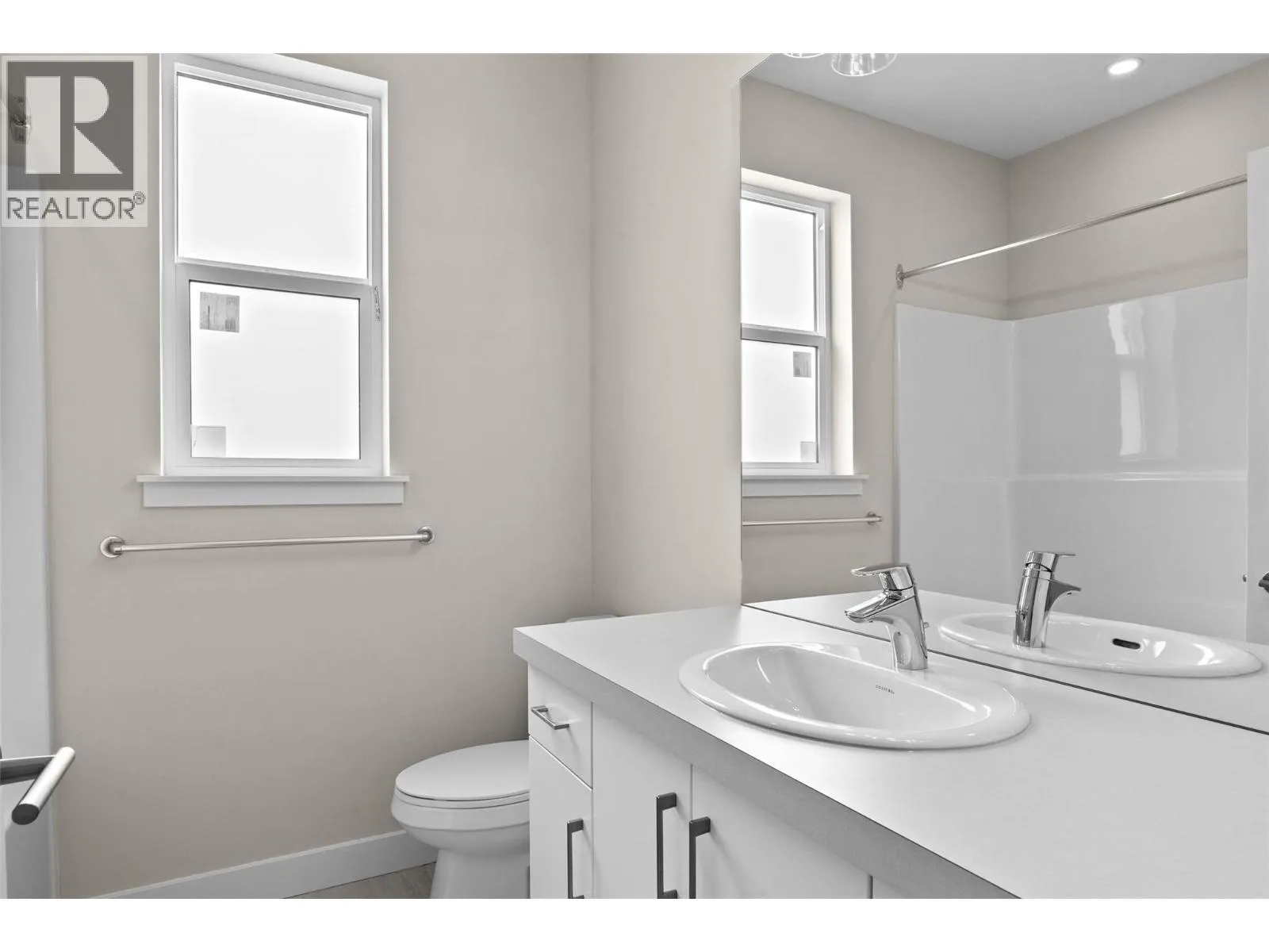 2045 STAGECOACH Drive Unit# 121