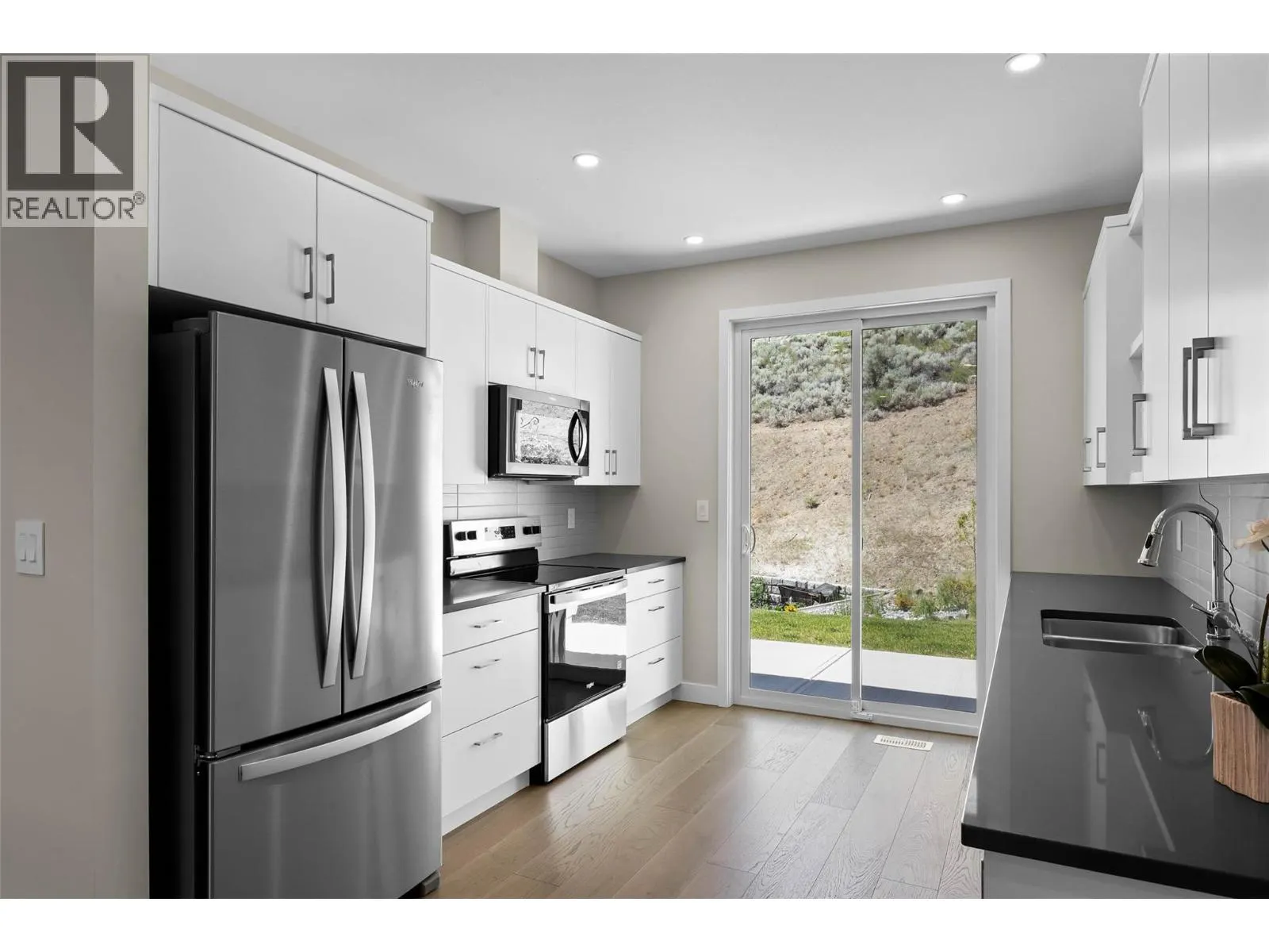 2045 STAGECOACH Drive Unit# 121