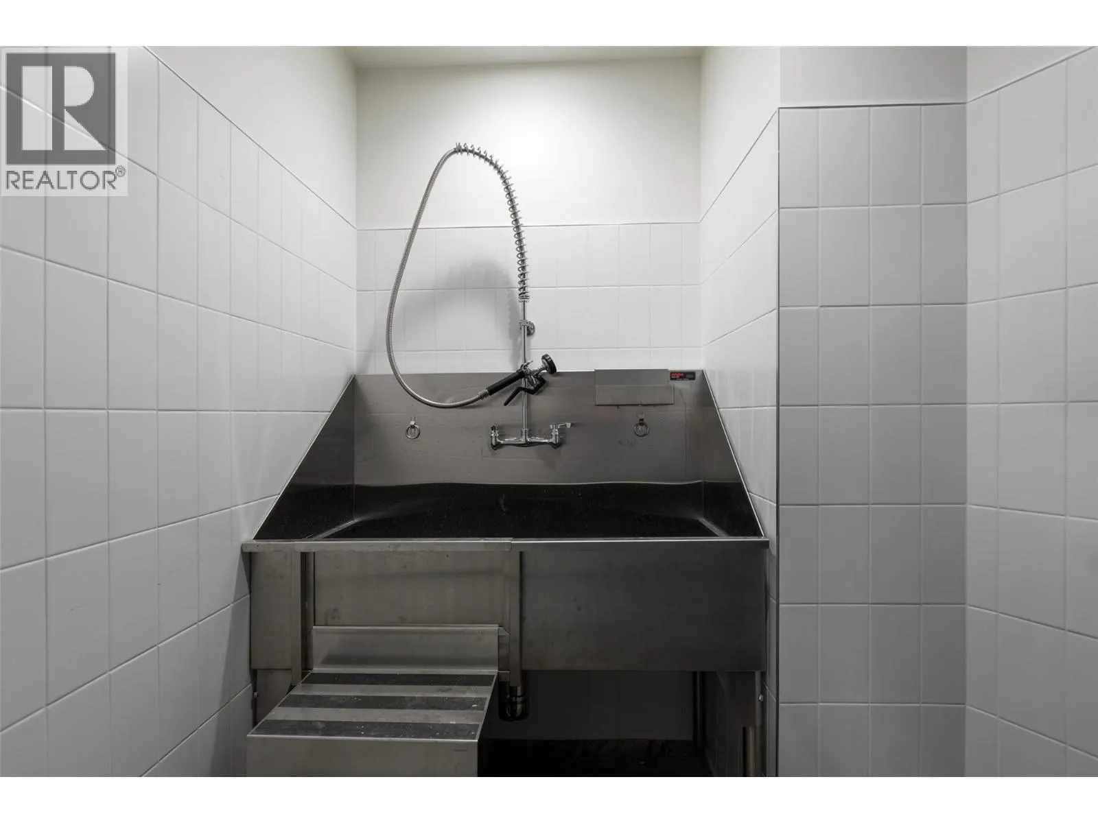 3340 Lakeshore Road Unit# 511