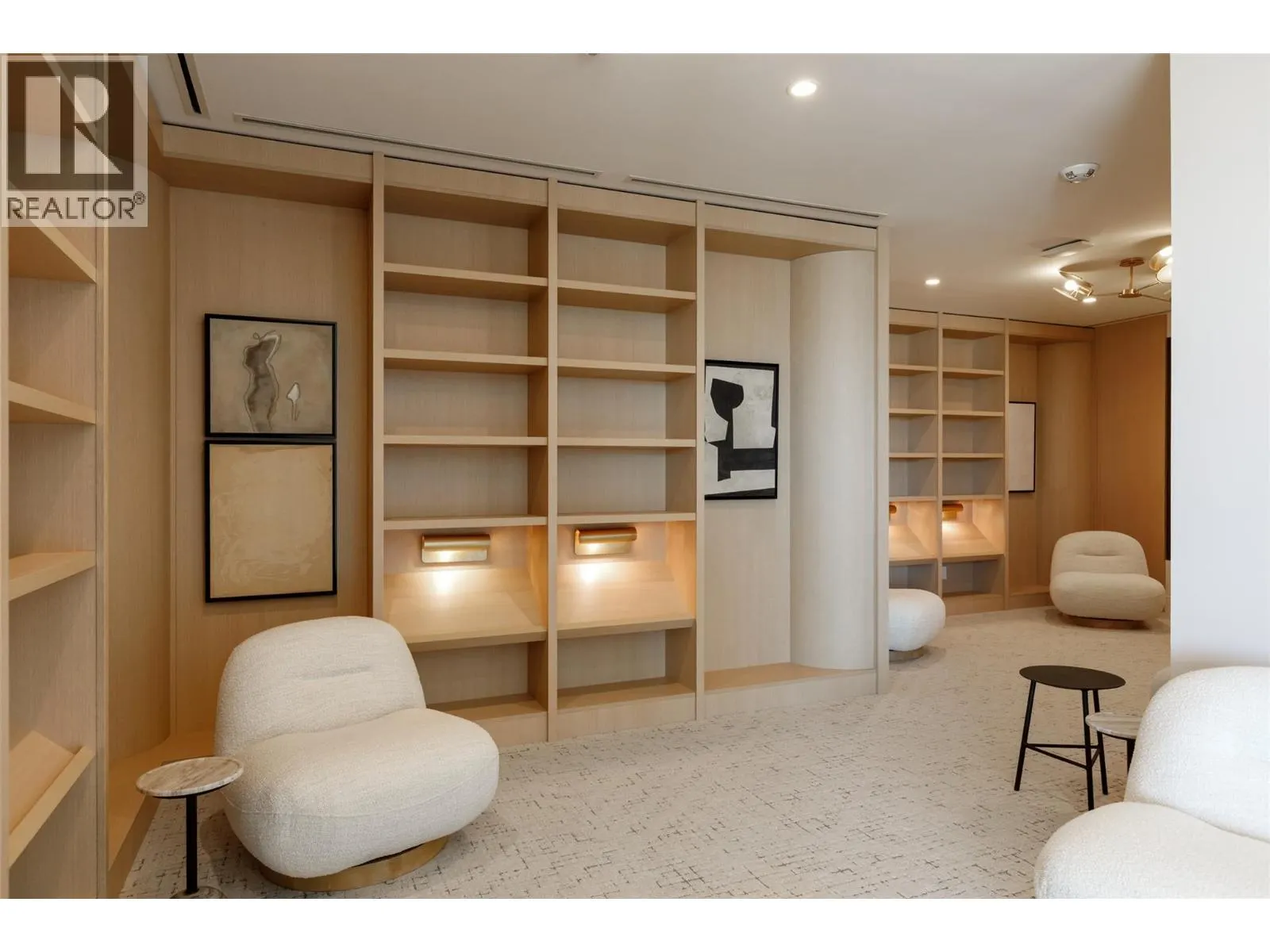 3340 Lakeshore Road Unit# 511