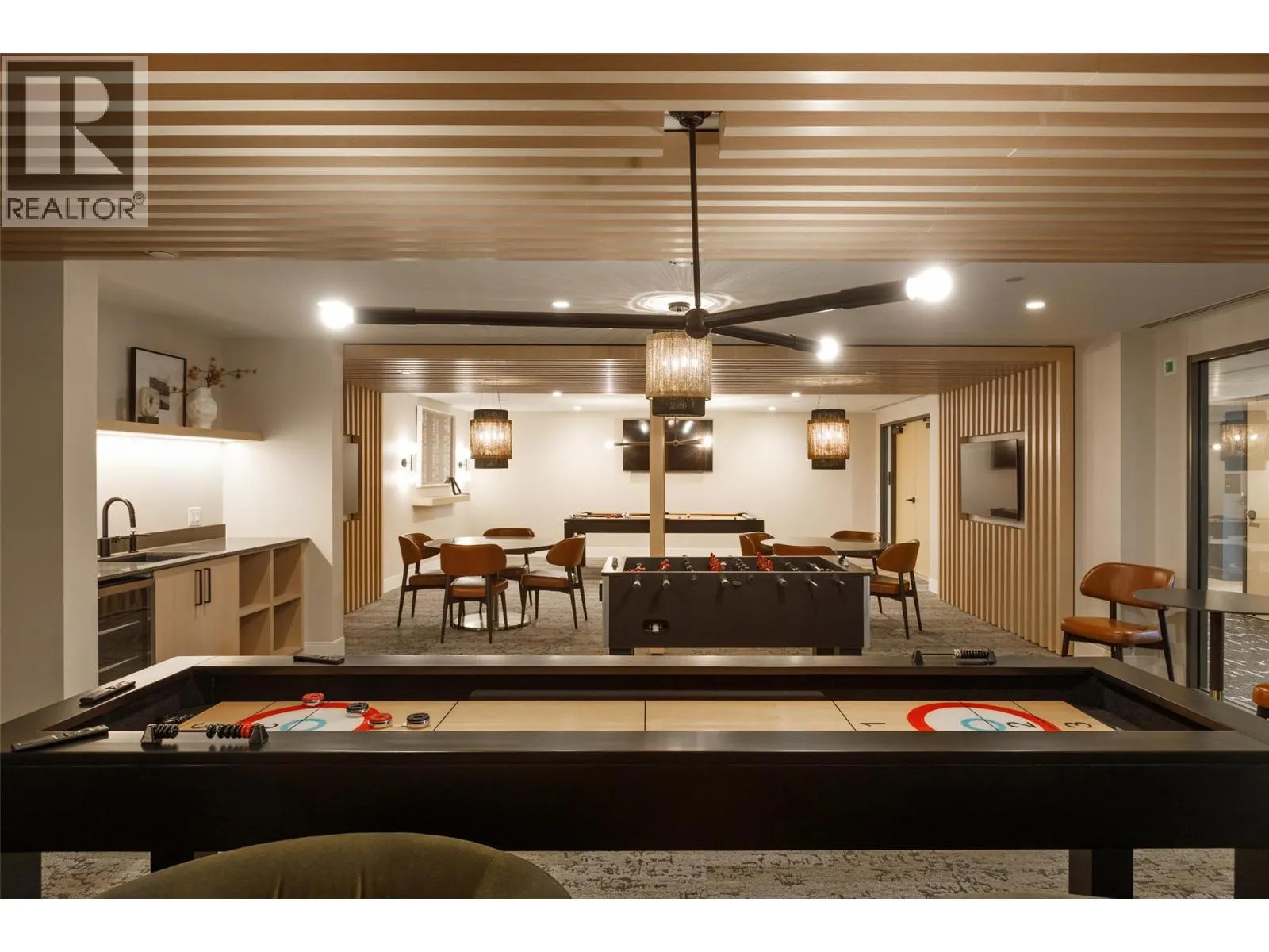 3340 Lakeshore Road Unit# 511