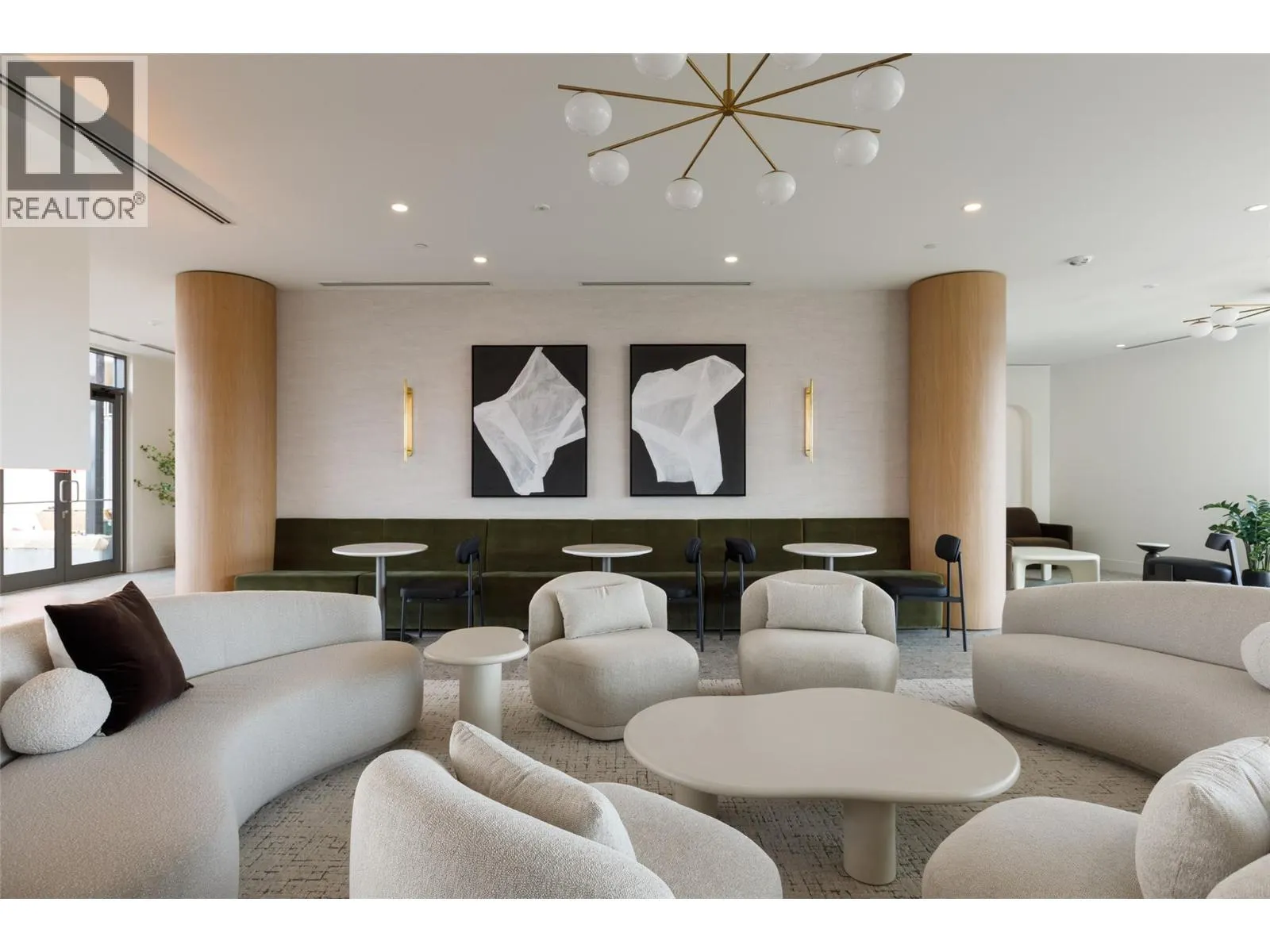 3340 Lakeshore Road Unit# 511