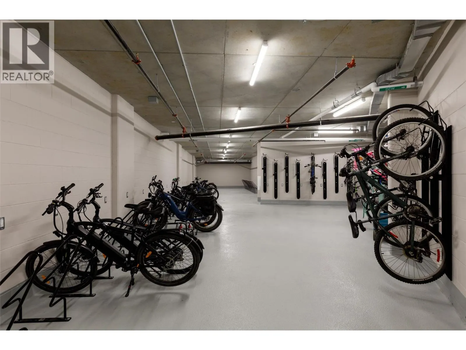 3340 Lakeshore Road Unit# 511