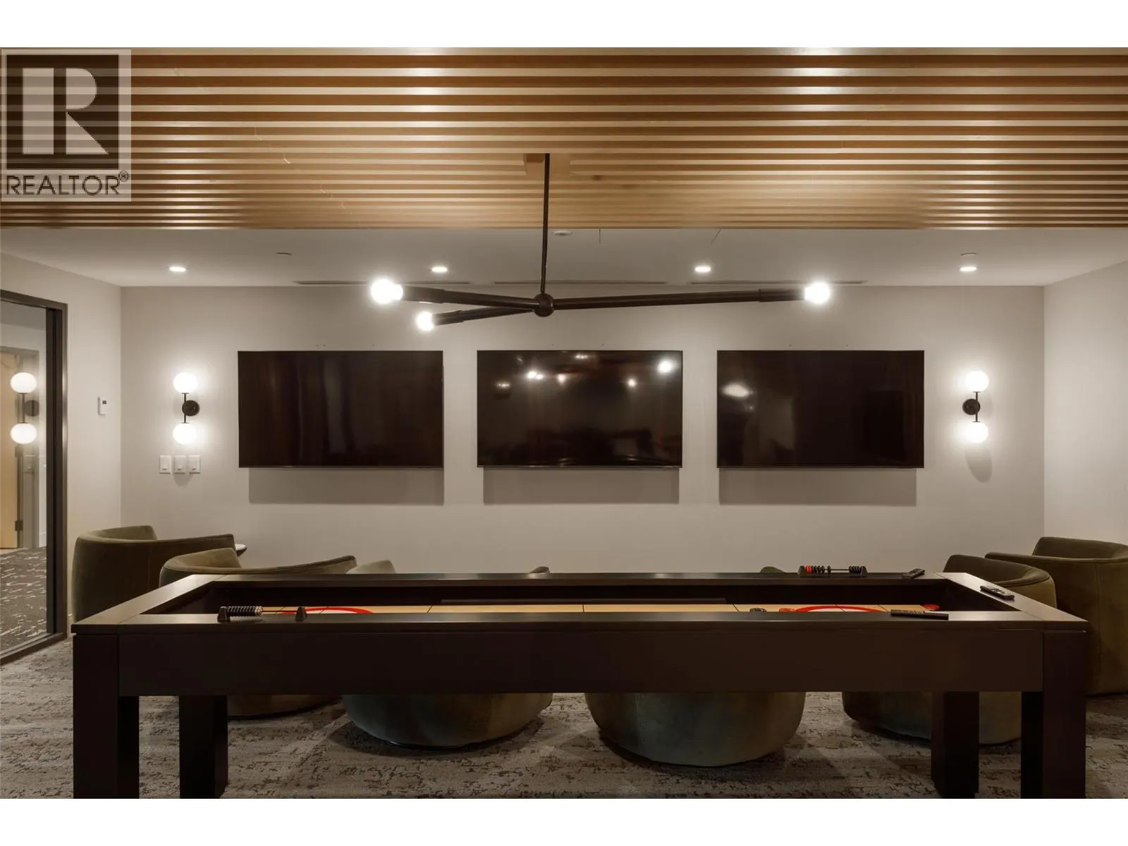 3340 Lakeshore Road Unit# 511