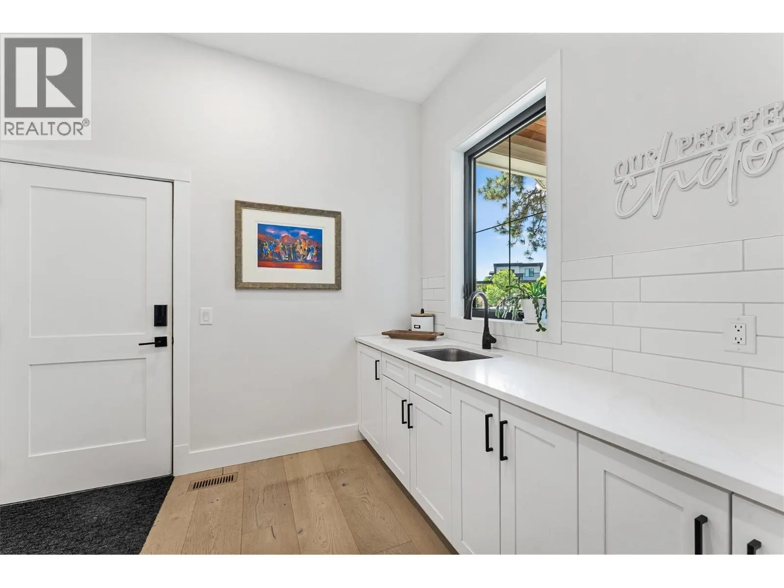 1180 Mission Ridge Road