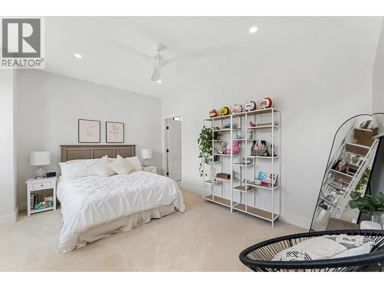 1180 Mission Ridge Road