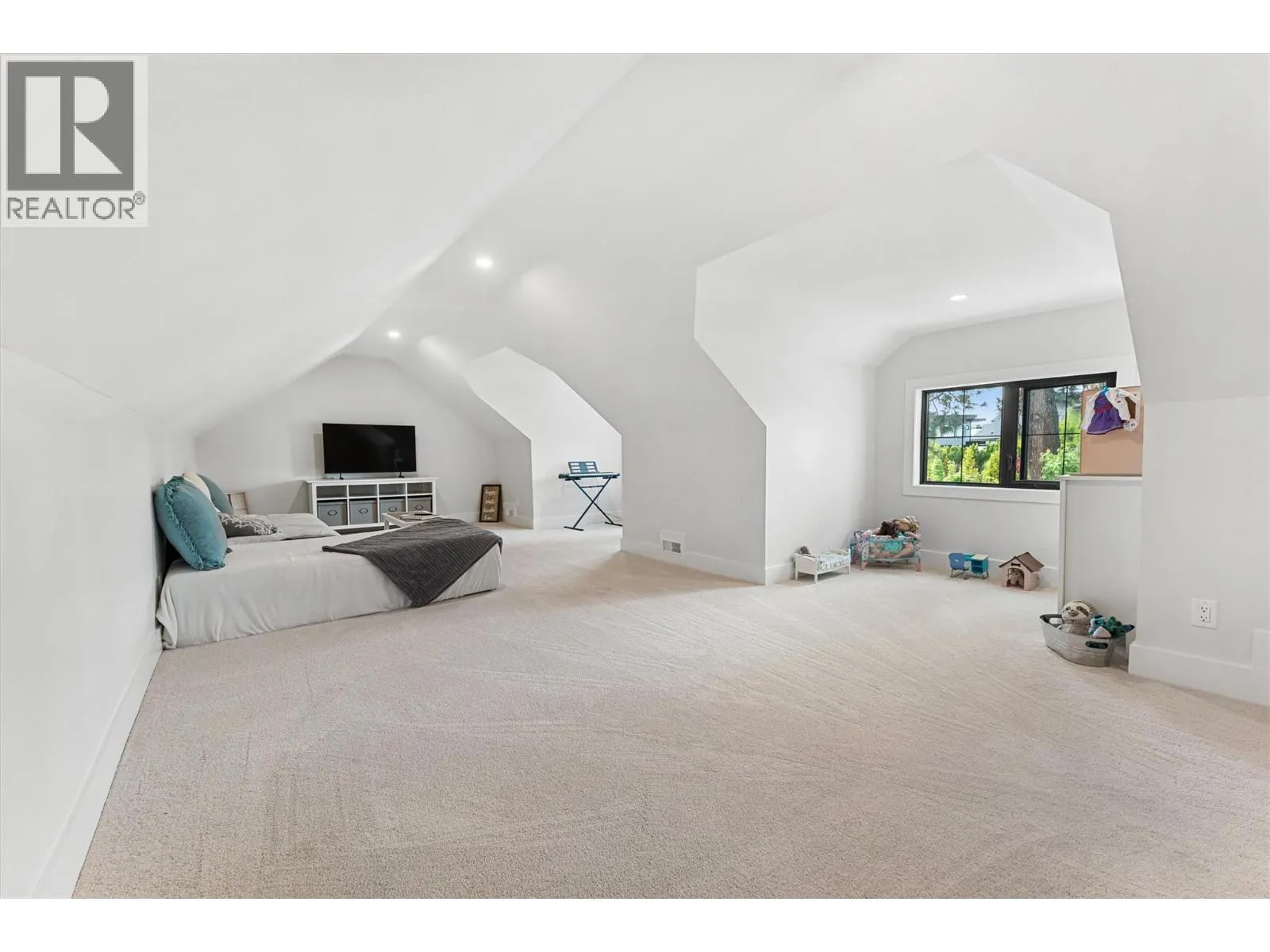 1180 Mission Ridge Road