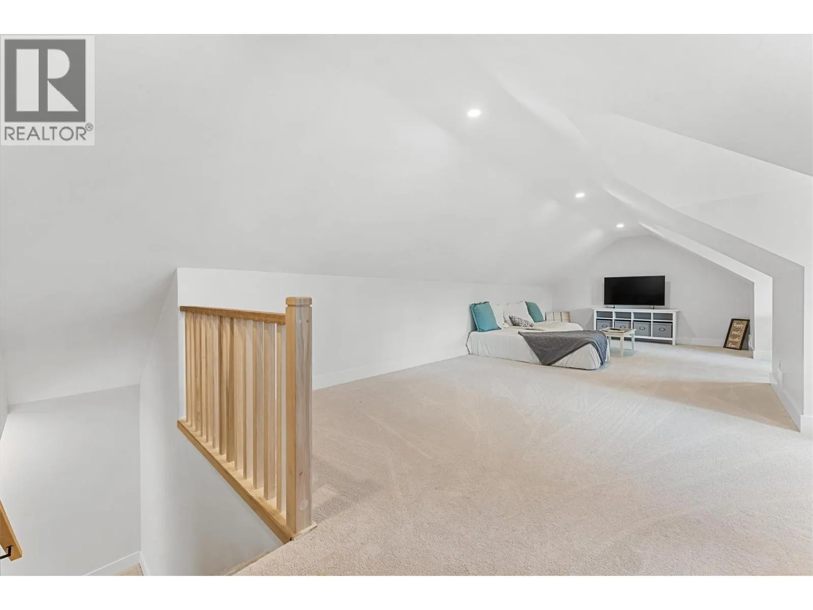 1180 Mission Ridge Road