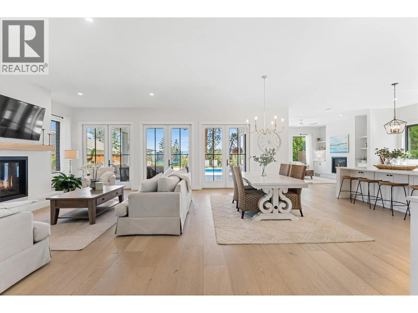 1180 Mission Ridge Road