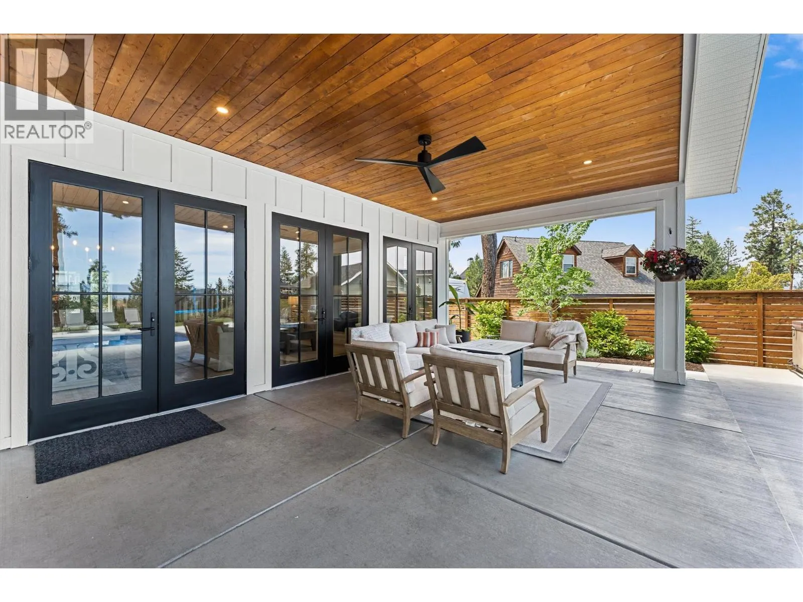 1180 Mission Ridge Road