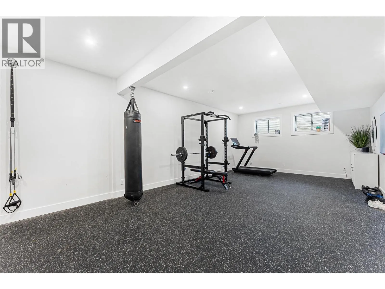 1180 Mission Ridge Road