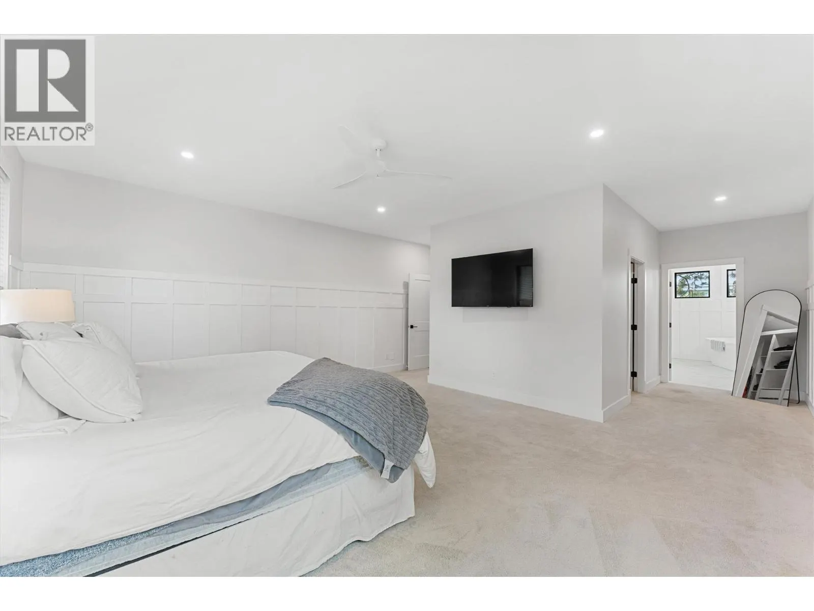 1180 Mission Ridge Road