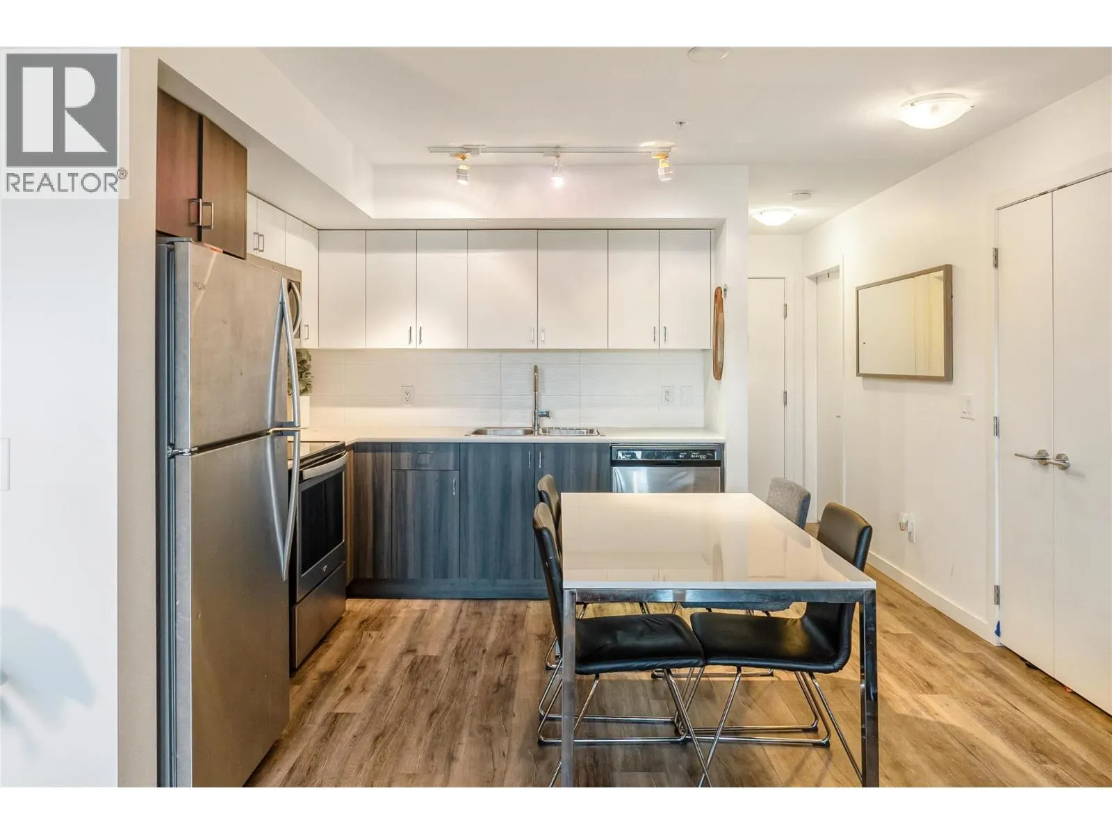 655 Academy Way Unit# 121