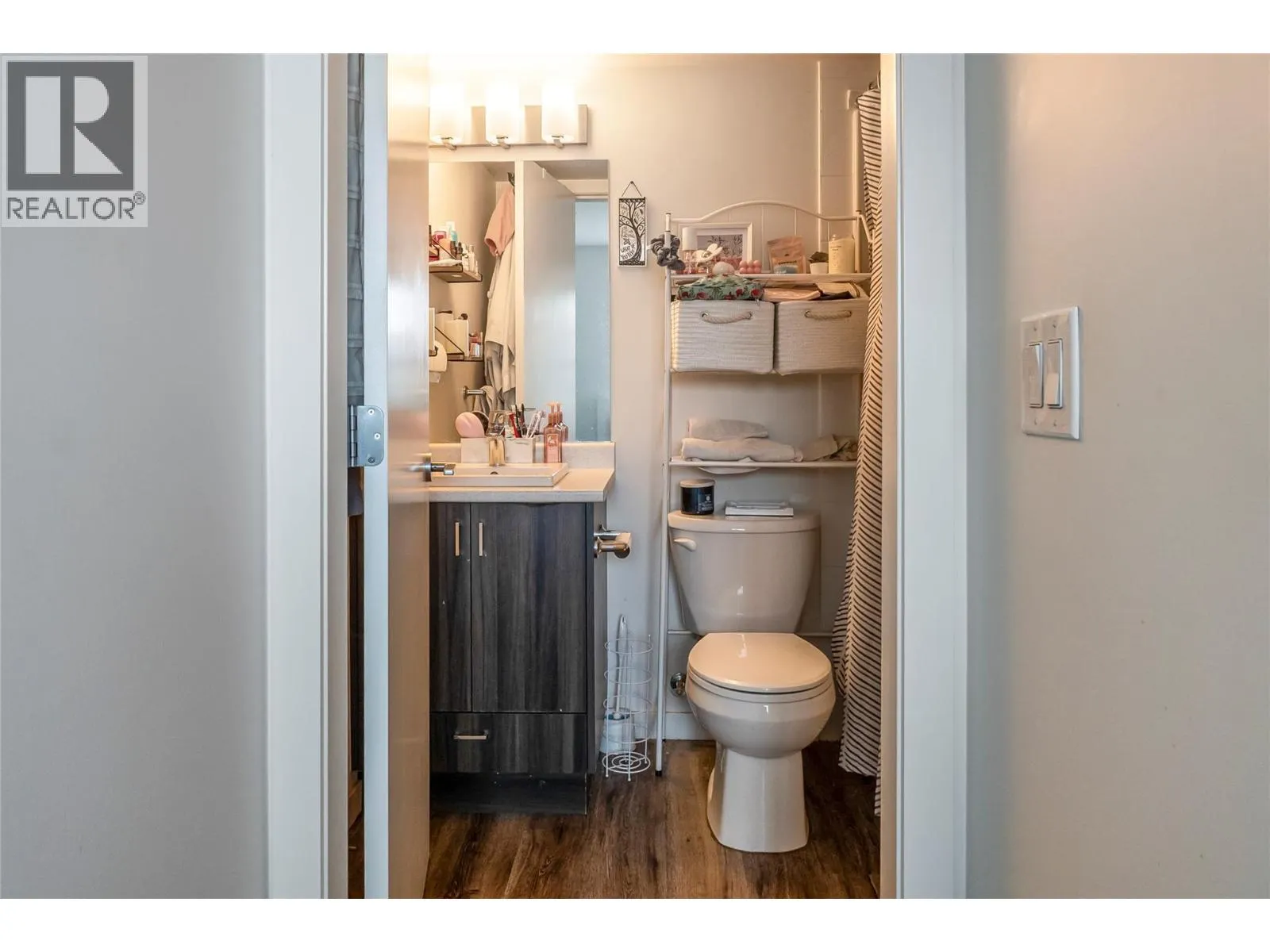 655 Academy Way Unit# 121