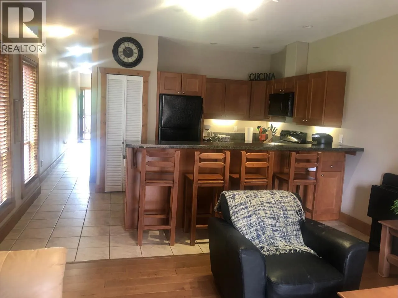 5401 Lakeshore Drive Unit# 213