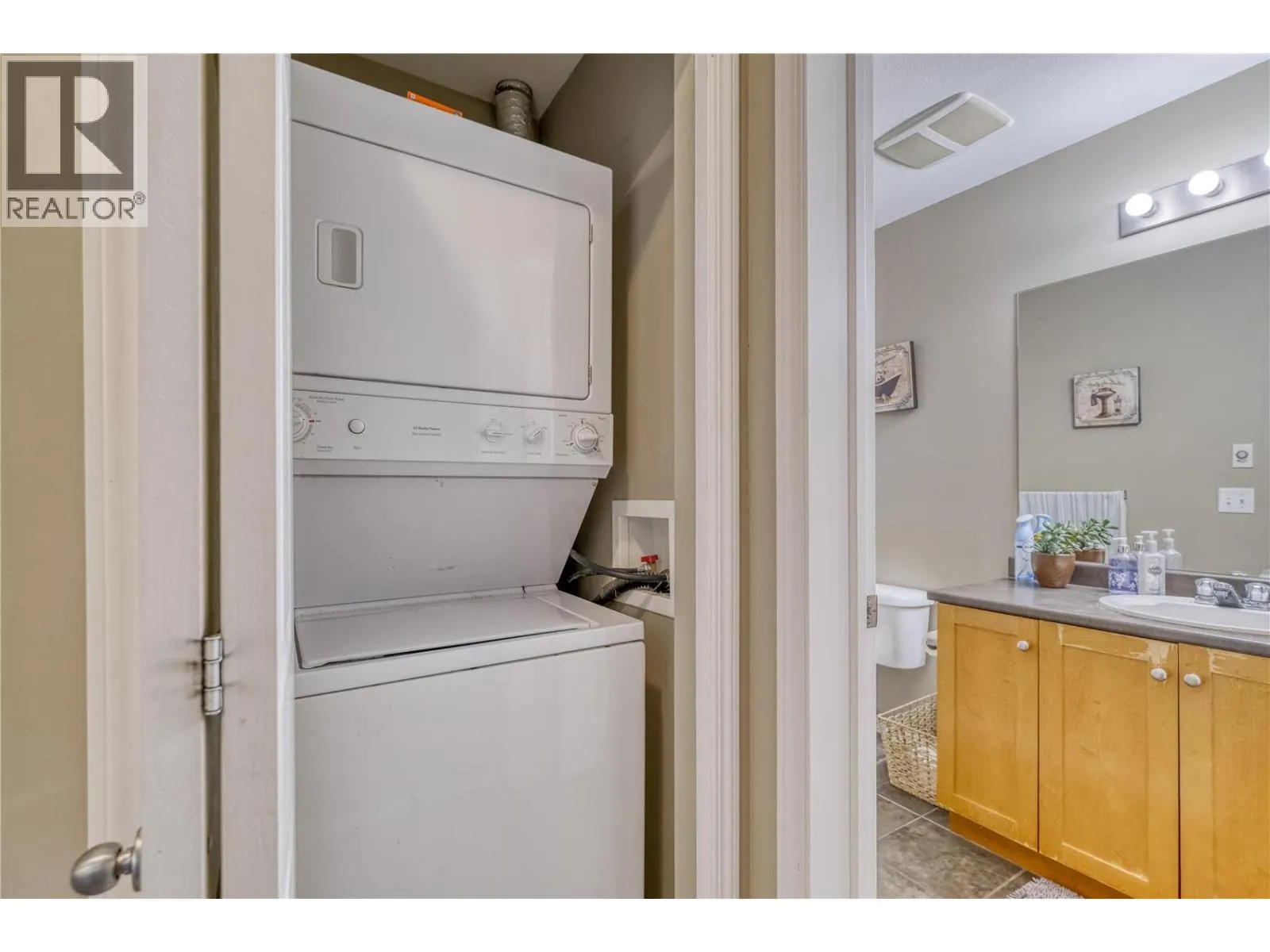 1873 Country Club Drive Unit# 2305