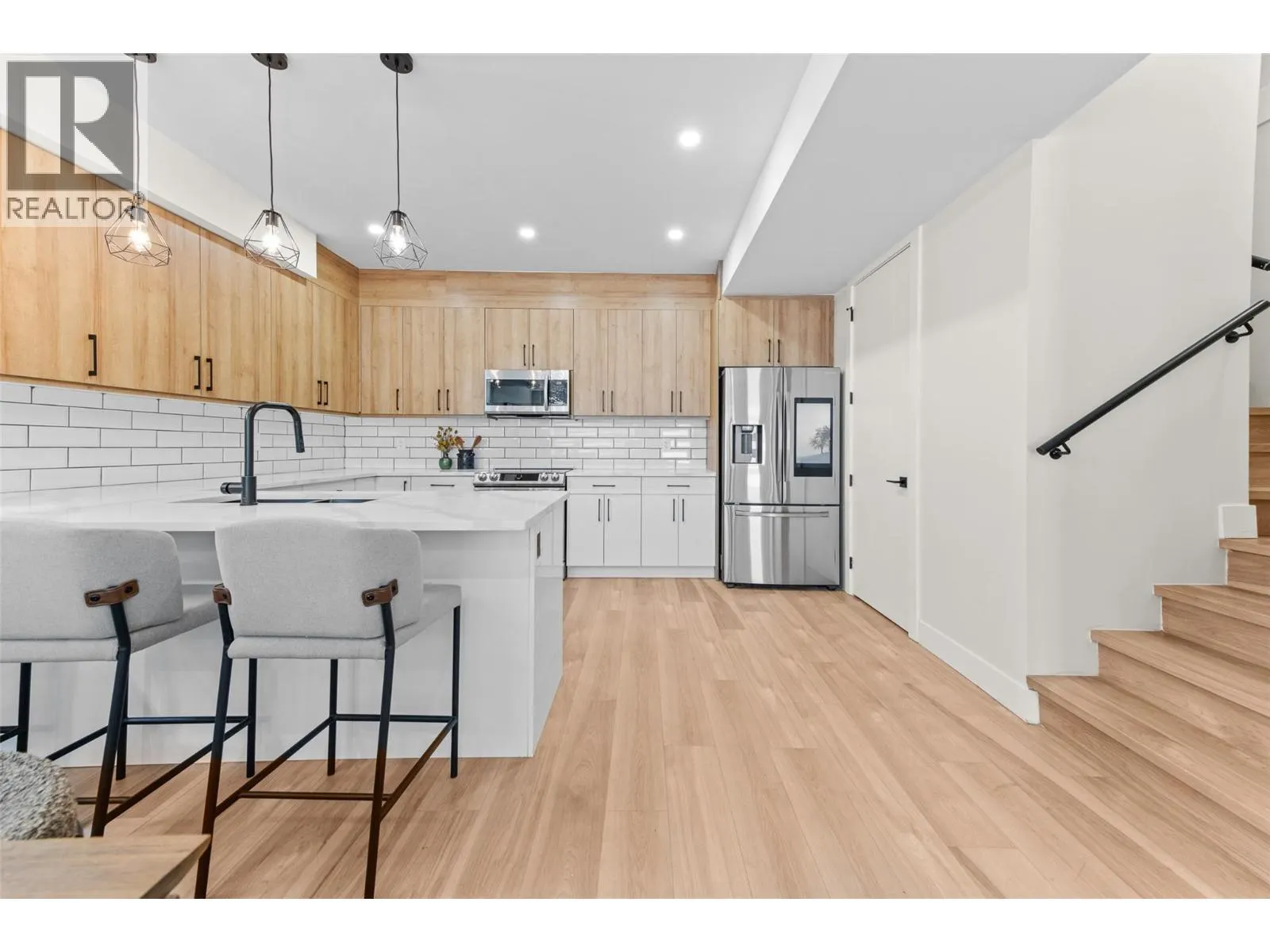 1034 Martin Avenue Unit# 2