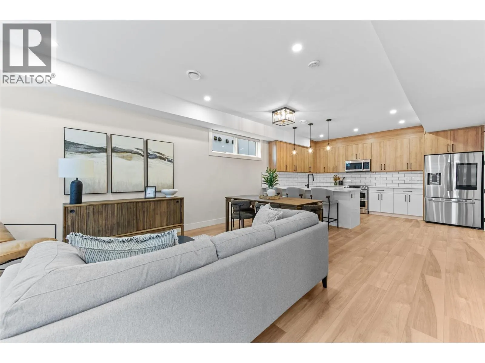 1034 Martin Avenue Unit# 2