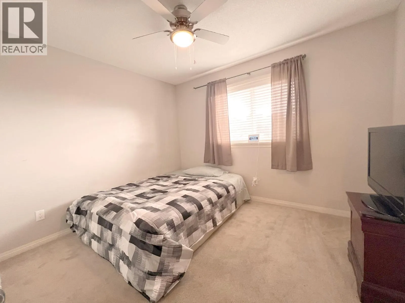 1945 Grasslands Boulevard Unit# 2