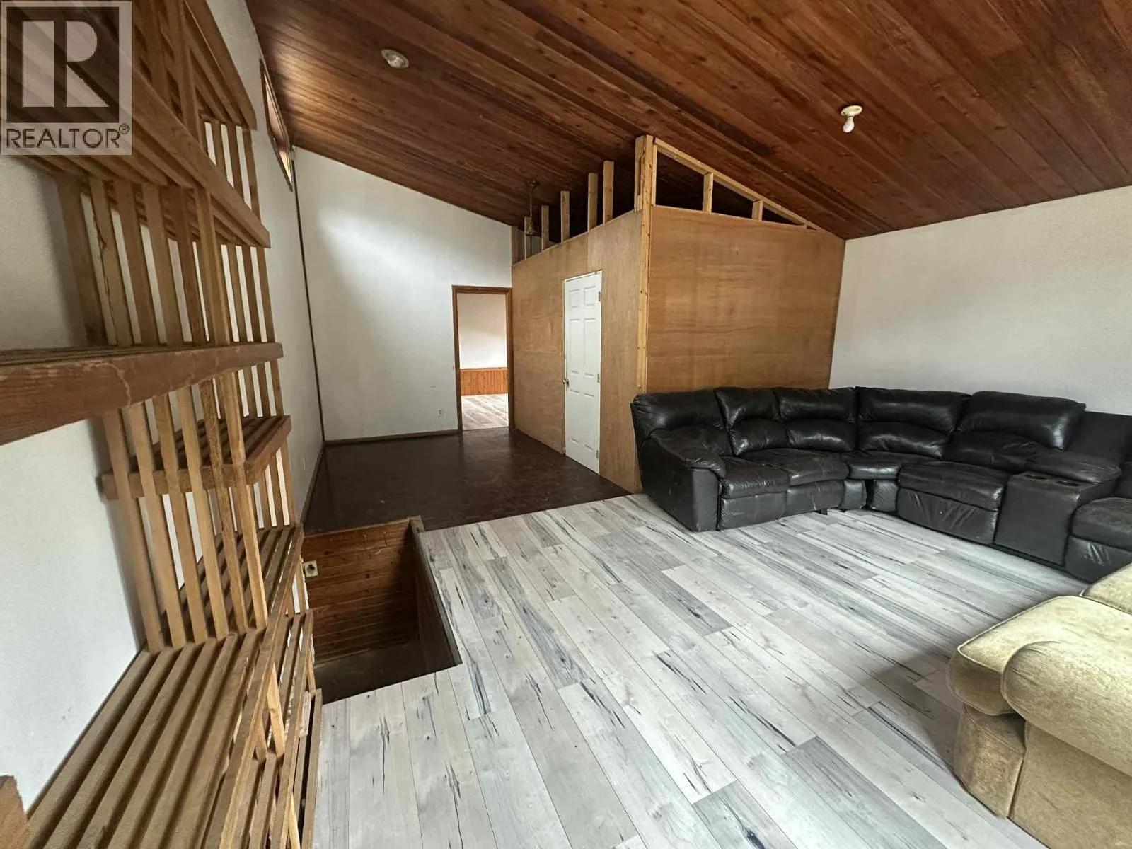 2349 Slocan Valley West Road