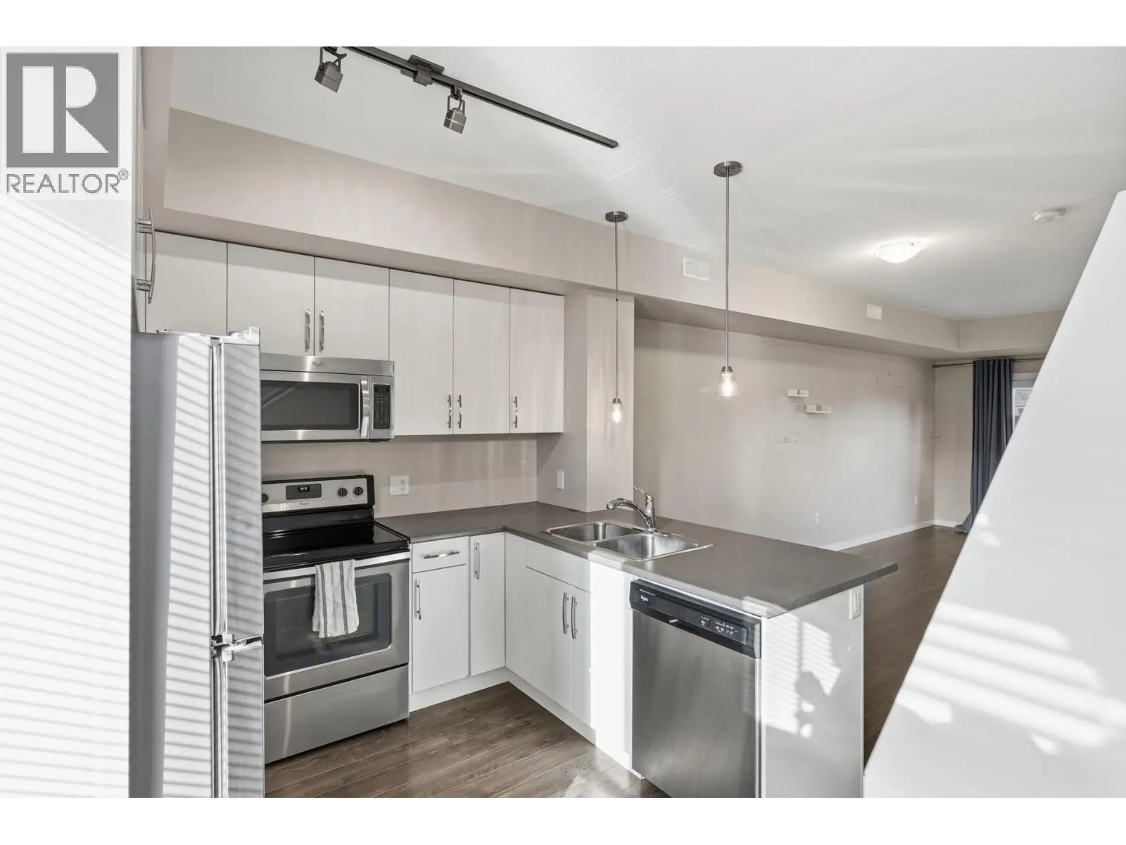 680 Old Meadows Road Unit# 53