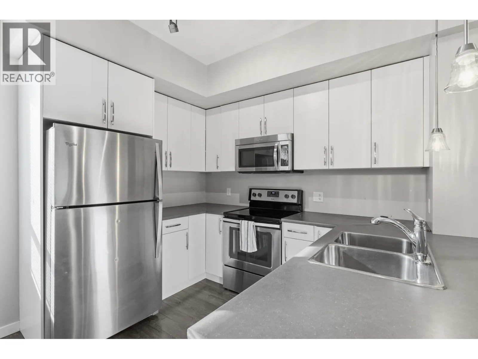 680 Old Meadows Road Unit# 53